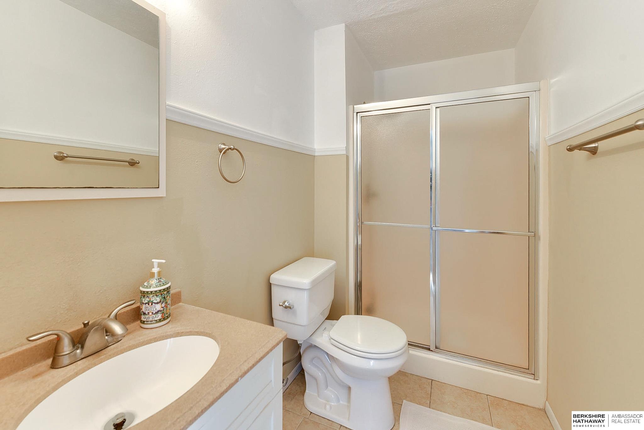 Omaha, Nebraska 68116, United States, 3 Bedrooms Bedrooms, ,2 BathroomsBathrooms,Residential,Pending,108181