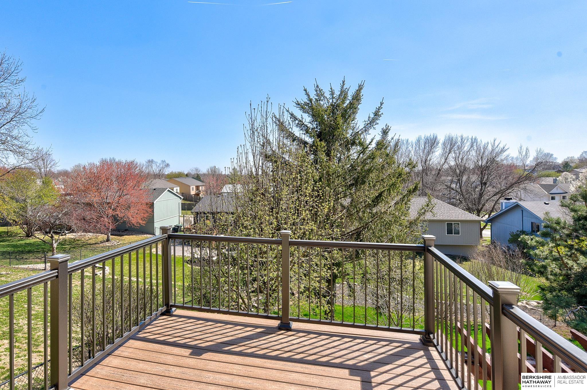 Omaha, Nebraska 68116, United States, 3 Bedrooms Bedrooms, ,2 BathroomsBathrooms,Residential,Pending,108181