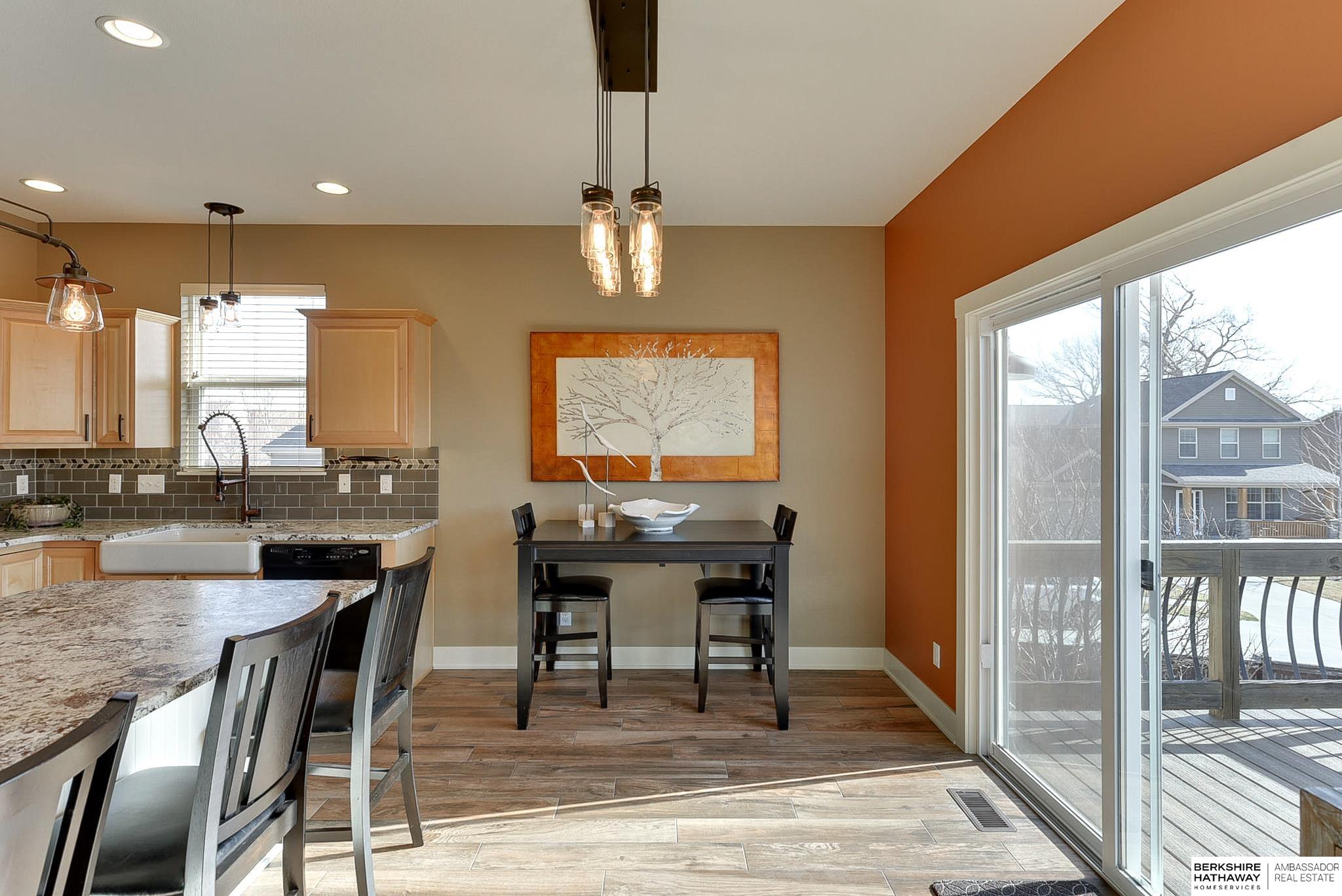 Omaha, Nebraska 68136, United States, 3 Bedrooms Bedrooms, ,3 BathroomsBathrooms,Residential,Pending,88597