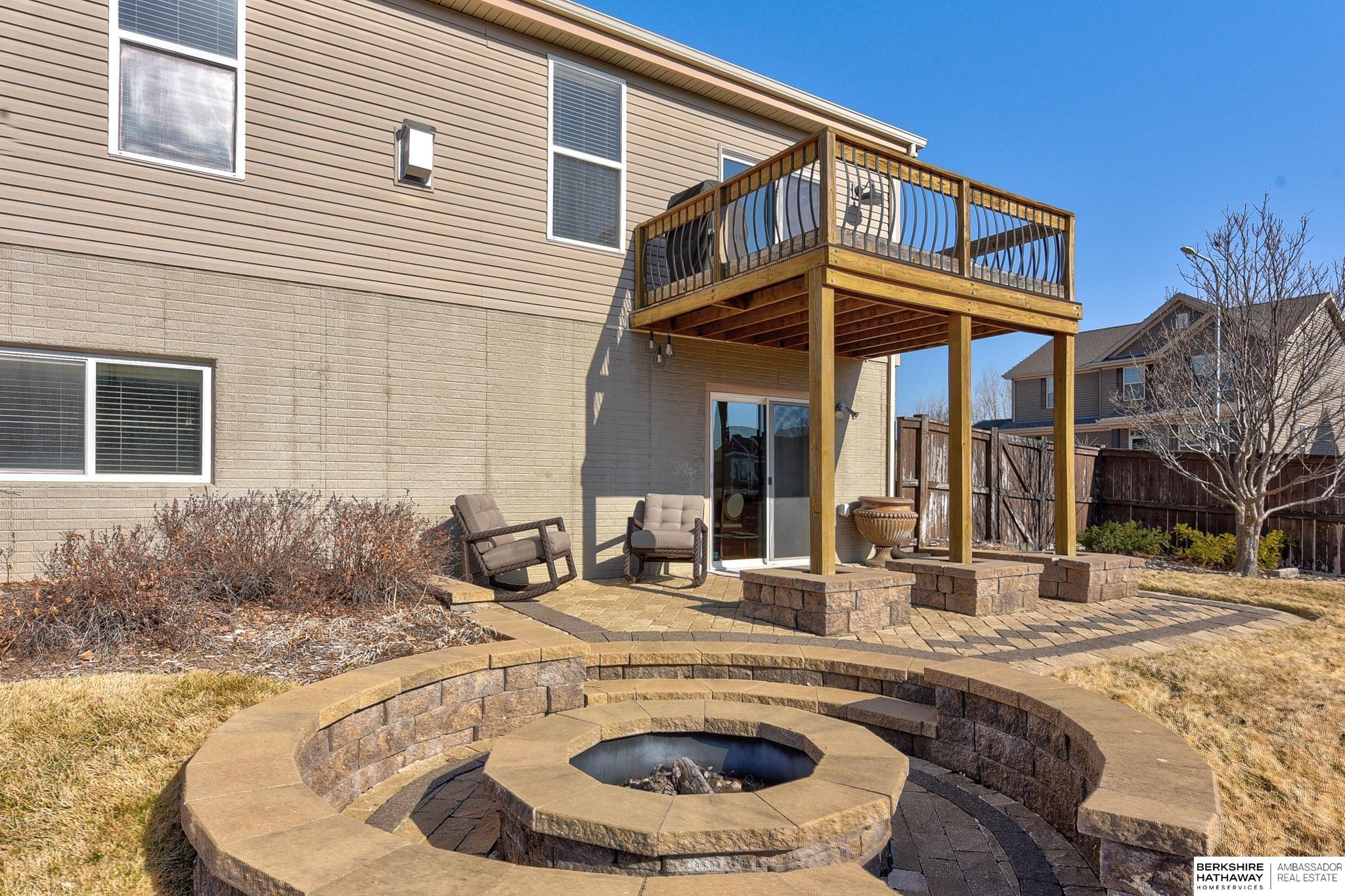 Omaha, Nebraska 68136, United States, 3 Bedrooms Bedrooms, ,3 BathroomsBathrooms,Residential,Pending,88597