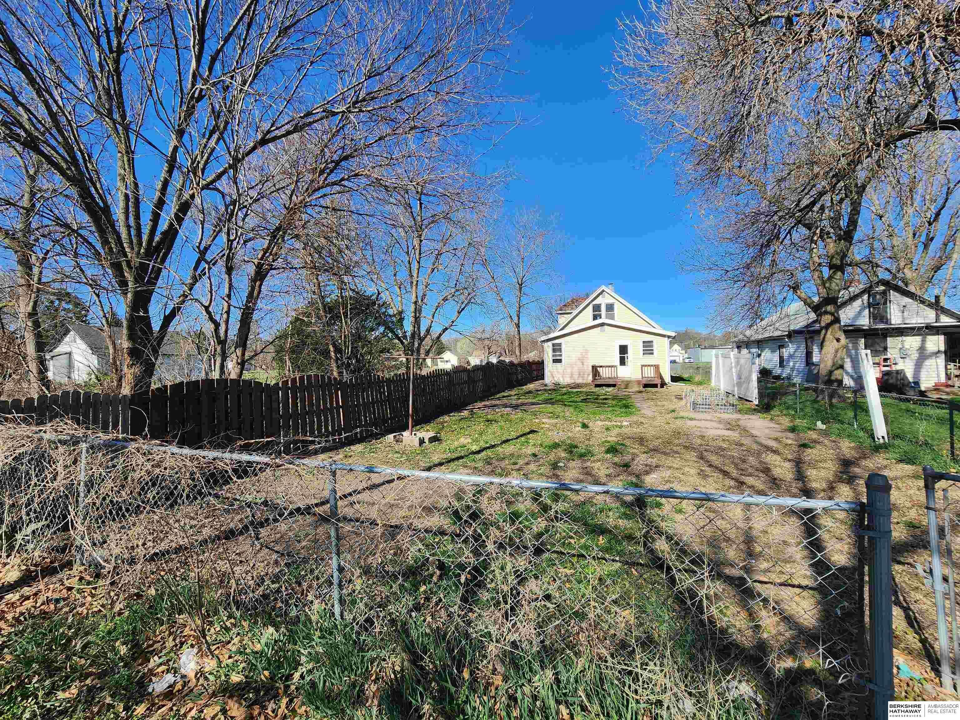 Omaha, Nebraska 68110, United States, 3 Bedrooms Bedrooms, ,1 BathroomBathrooms,Residential,Active,86407