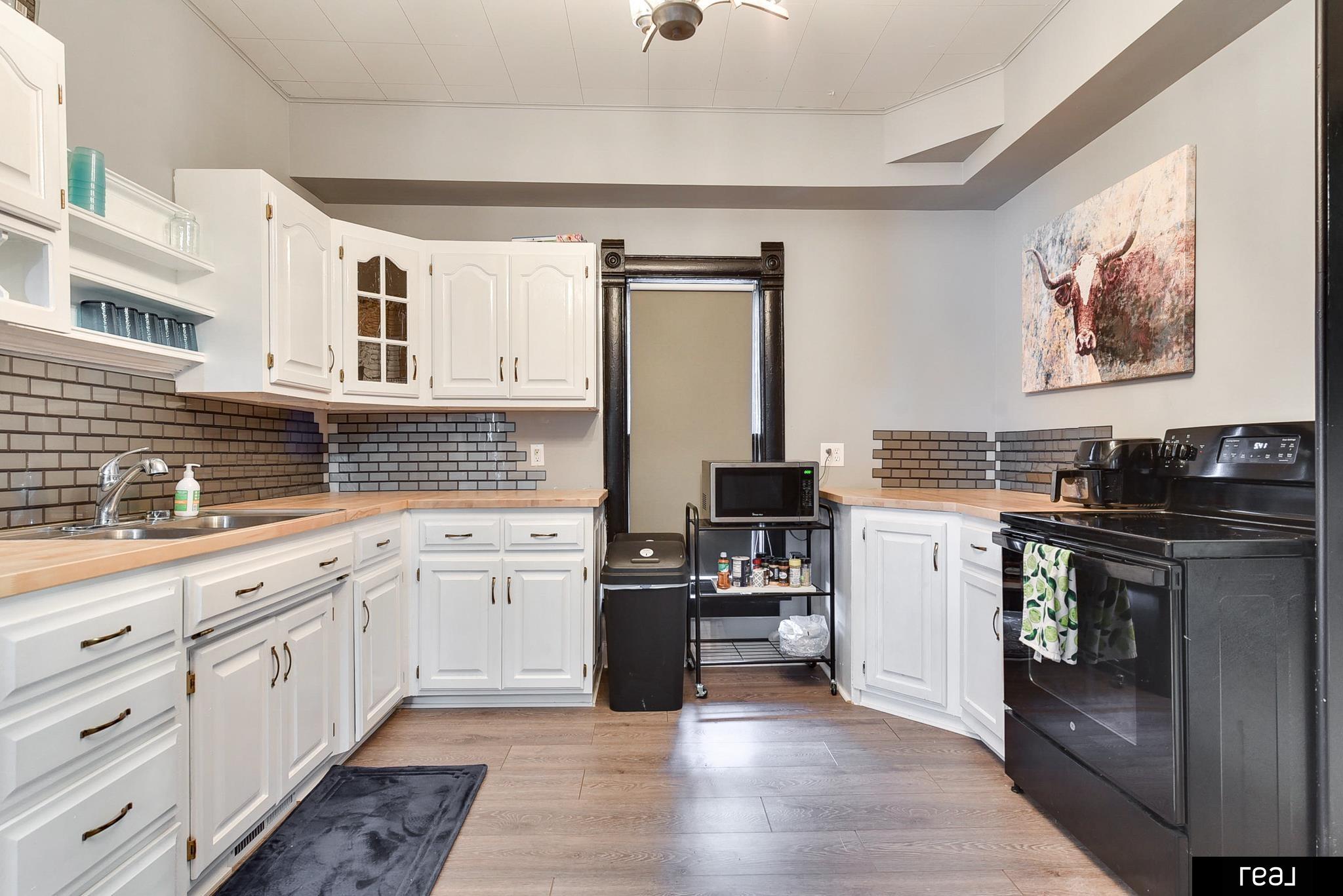 Missouri Valley, Iowa 51555, United States, 3 Bedrooms Bedrooms, ,1 BathroomBathrooms,Residential,Pending,17057