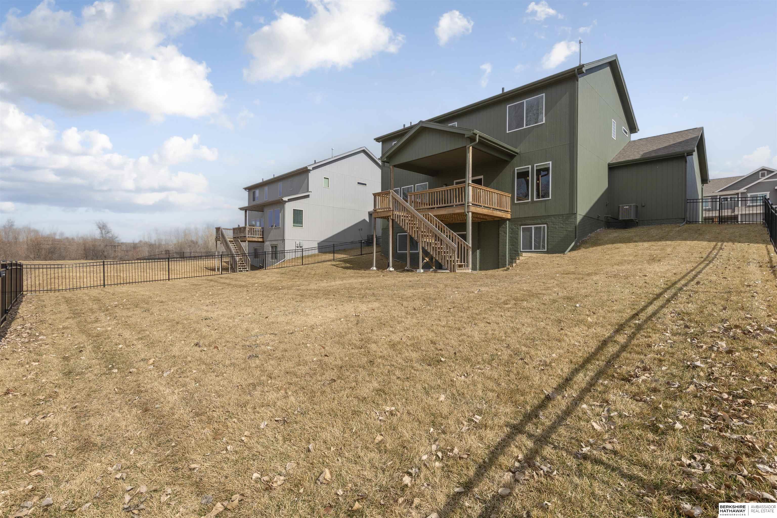 Elkhorn, Nebraska 68022, United States, 5 Bedrooms Bedrooms, ,4 BathroomsBathrooms,Residential,Active,88602