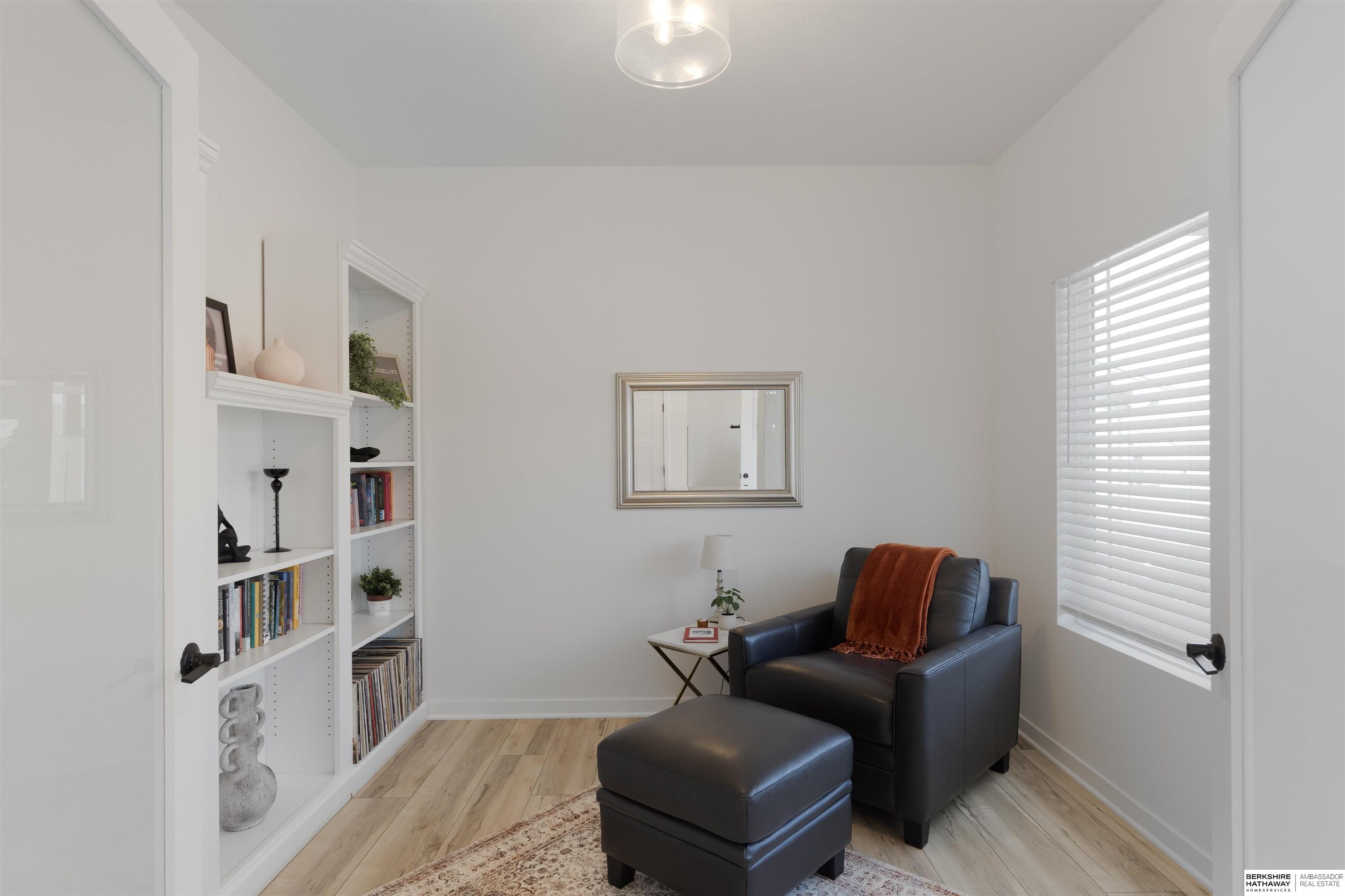 Elkhorn, Nebraska 68022, United States, 5 Bedrooms Bedrooms, ,4 BathroomsBathrooms,Residential,Active,88602