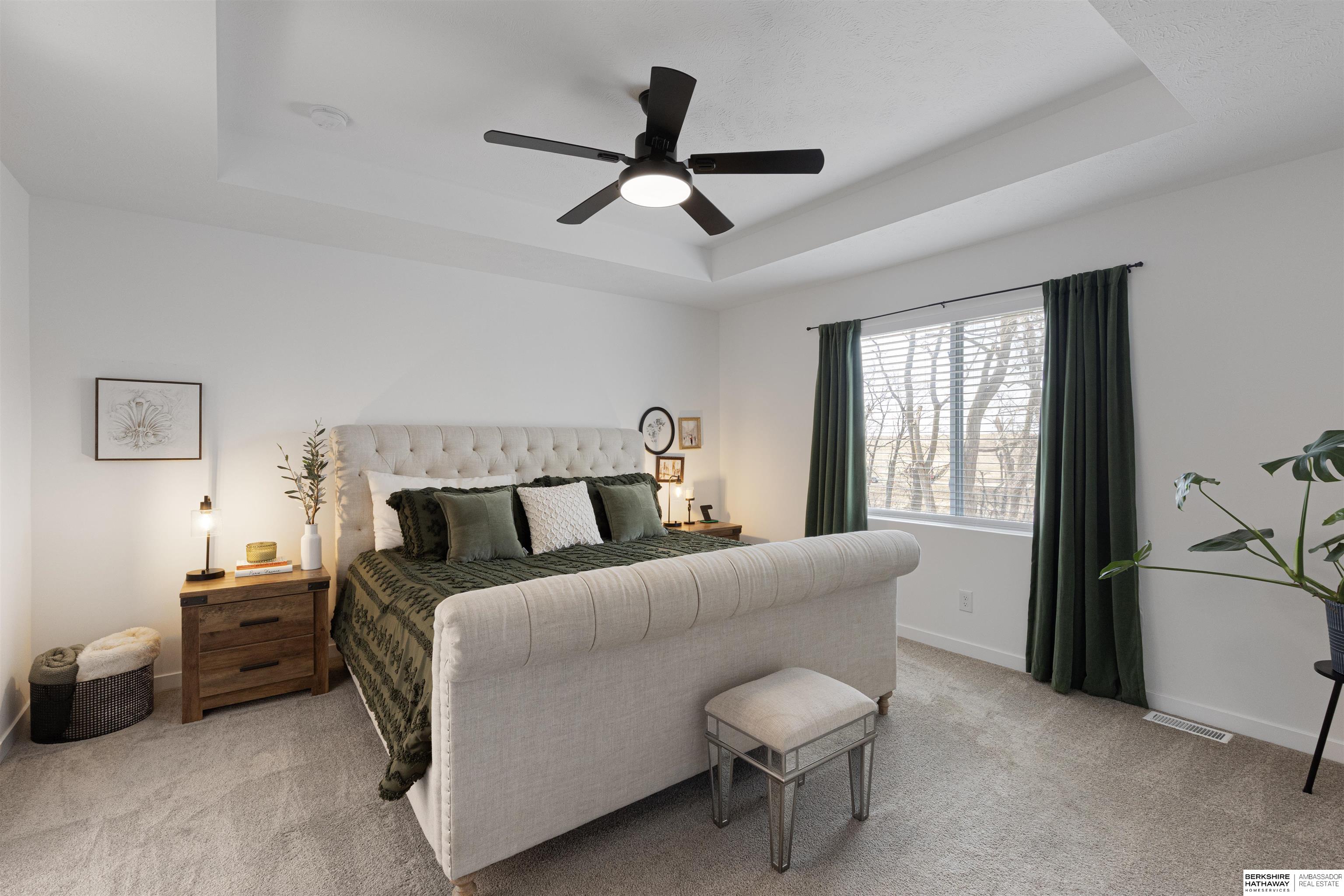 Elkhorn, Nebraska 68022, United States, 5 Bedrooms Bedrooms, ,4 BathroomsBathrooms,Residential,Active,88602