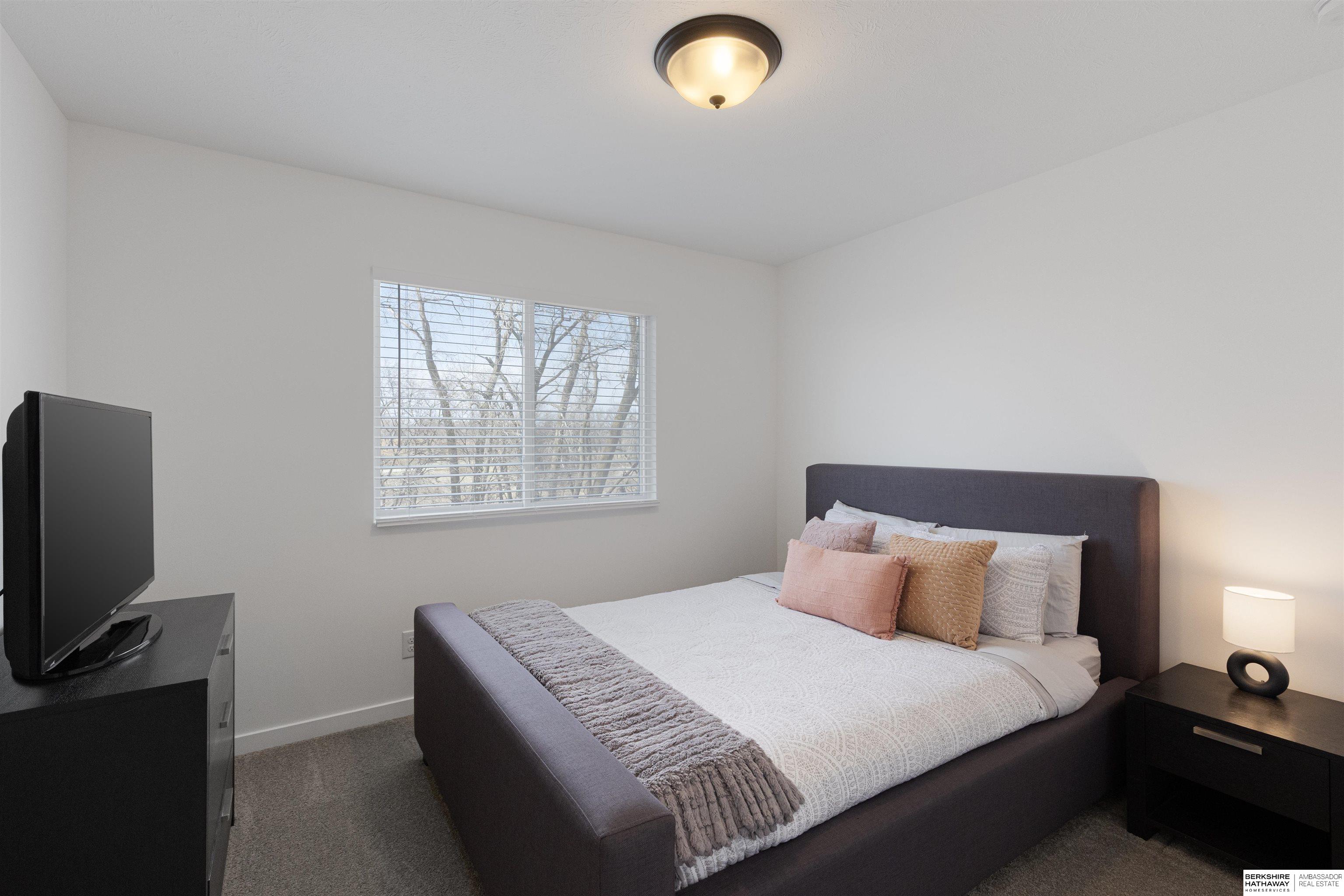 Elkhorn, Nebraska 68022, United States, 5 Bedrooms Bedrooms, ,4 BathroomsBathrooms,Residential,Active,88602