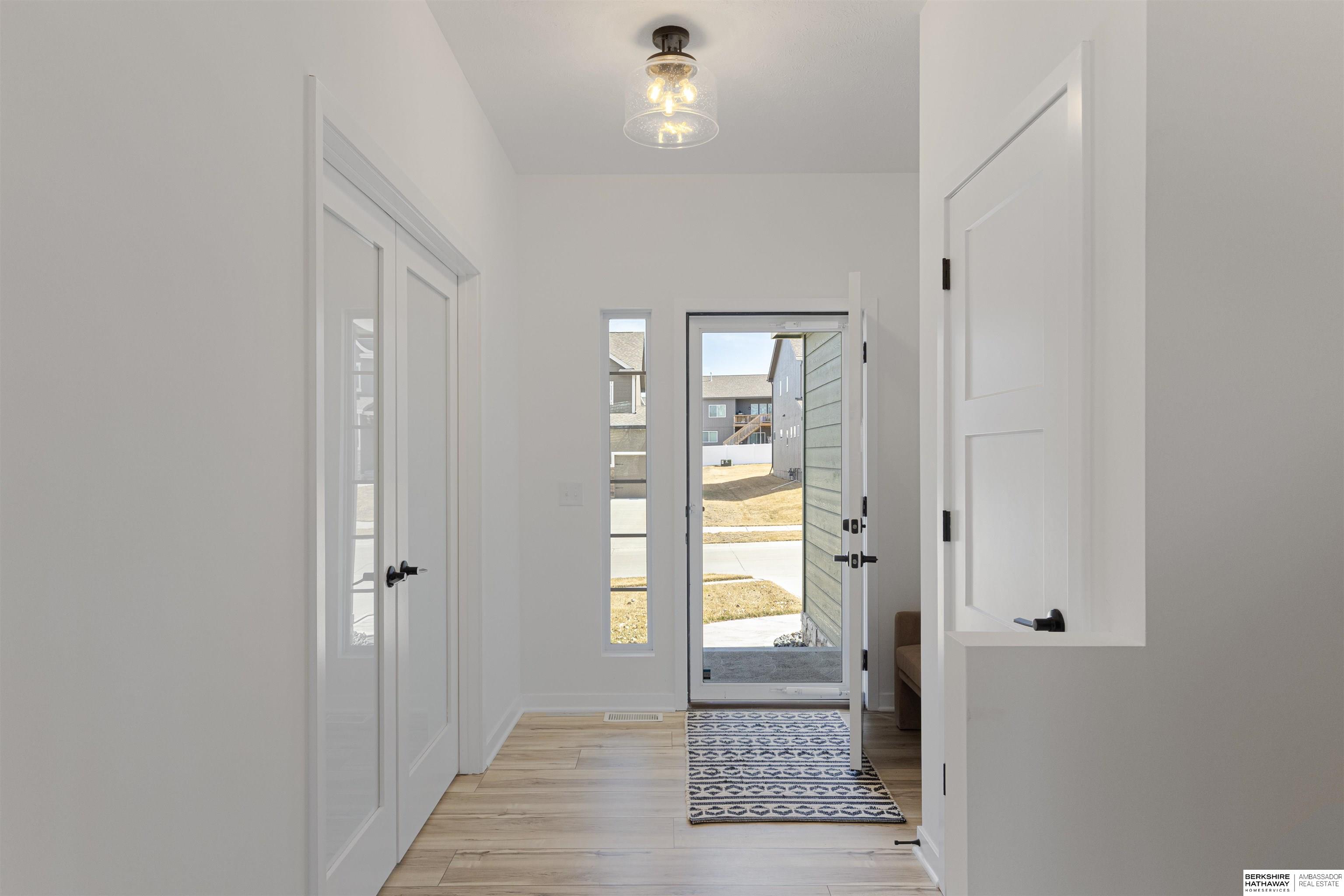 Elkhorn, Nebraska 68022, United States, 5 Bedrooms Bedrooms, ,4 BathroomsBathrooms,Residential,Active,88602