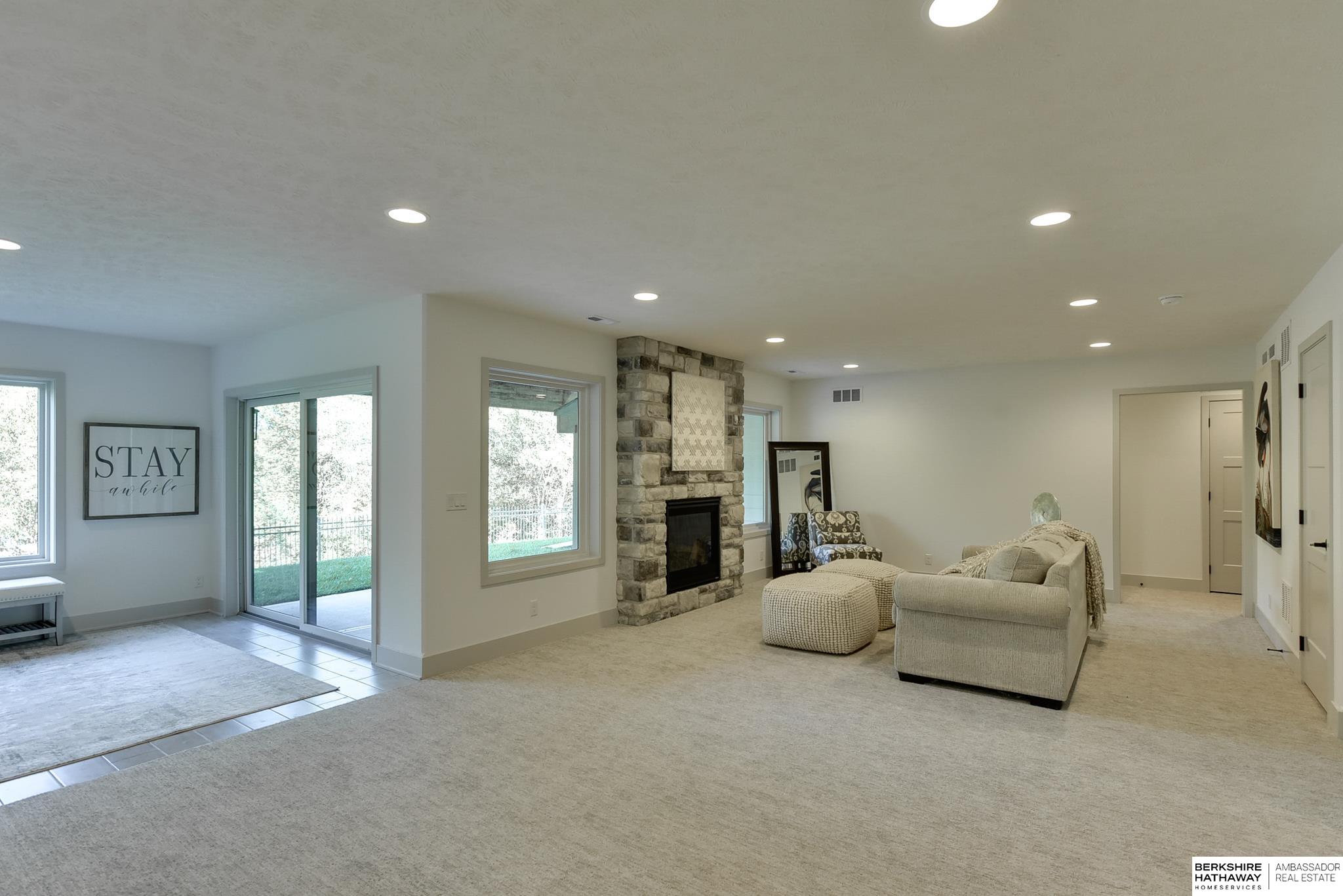 Omaha, Nebraska 68138, United States, 4 Bedrooms Bedrooms, ,3 BathroomsBathrooms,Residential,Active,38125