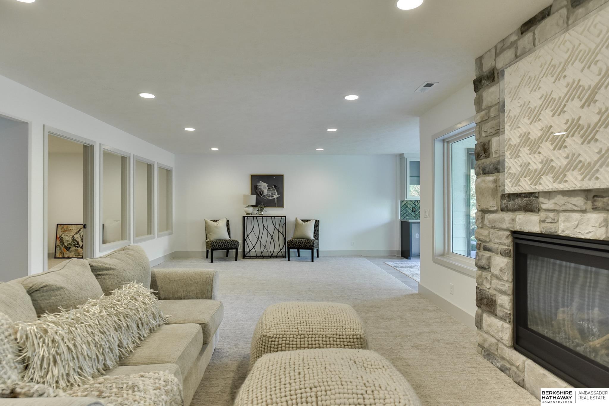 Omaha, Nebraska 68138, United States, 4 Bedrooms Bedrooms, ,3 BathroomsBathrooms,Residential,Active,38125