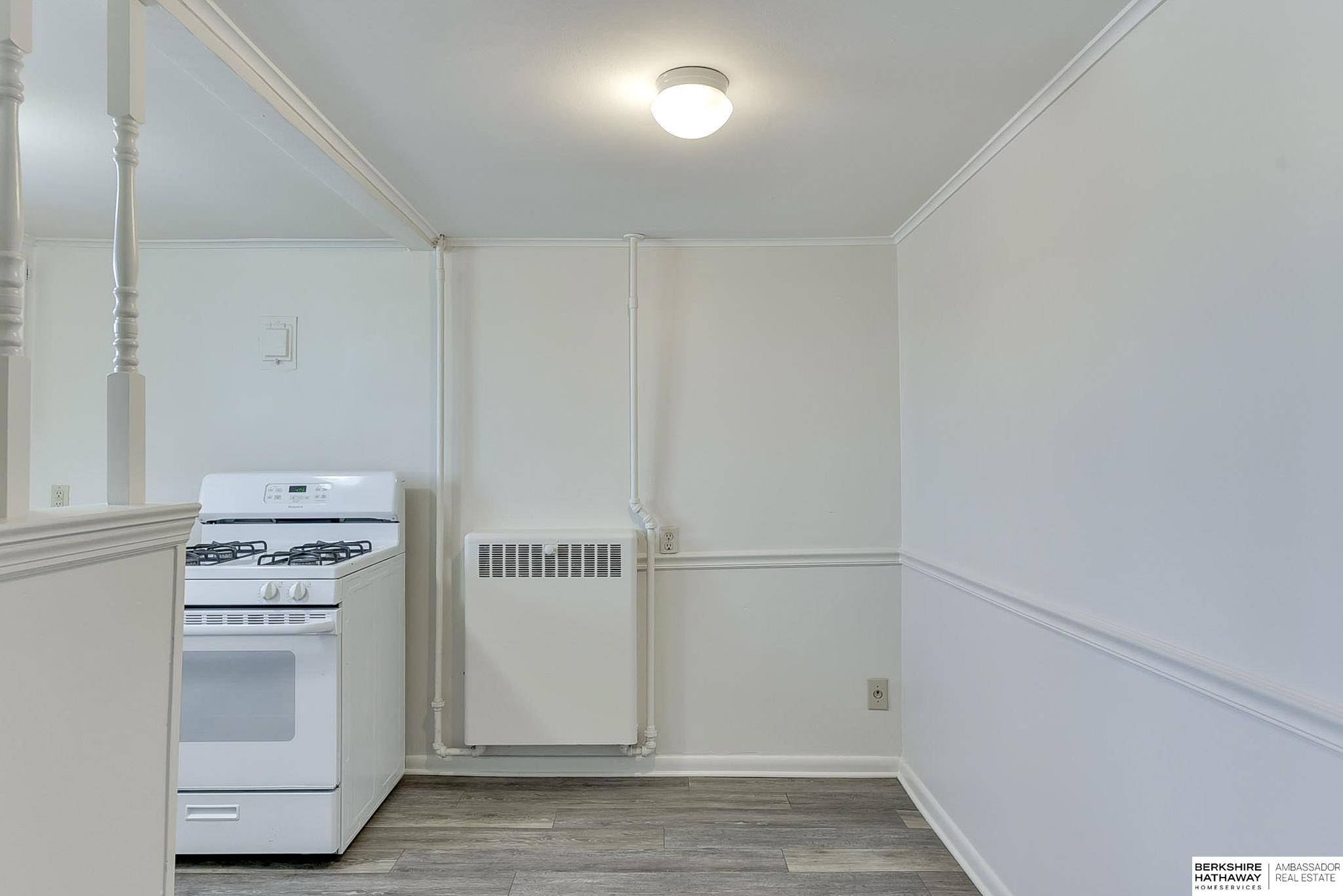 Omaha, Nebraska 68131, United States, 2 Bedrooms Bedrooms, ,2 BathroomsBathrooms,Residential,Active,92202