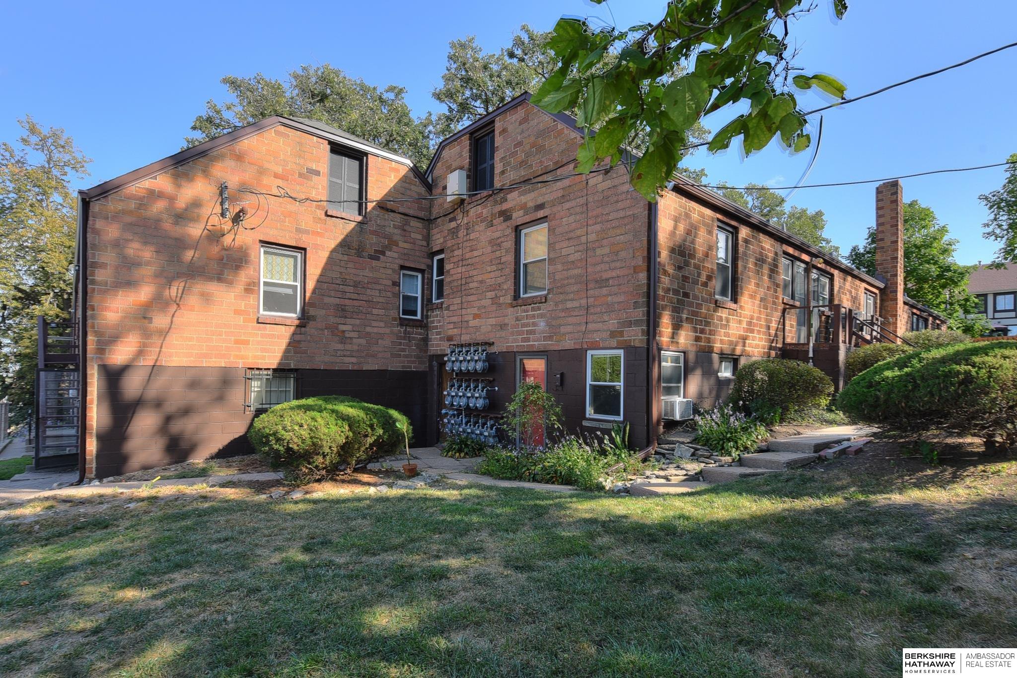 Omaha, Nebraska 68131, United States, 2 Bedrooms Bedrooms, ,2 BathroomsBathrooms,Residential,Active,92202