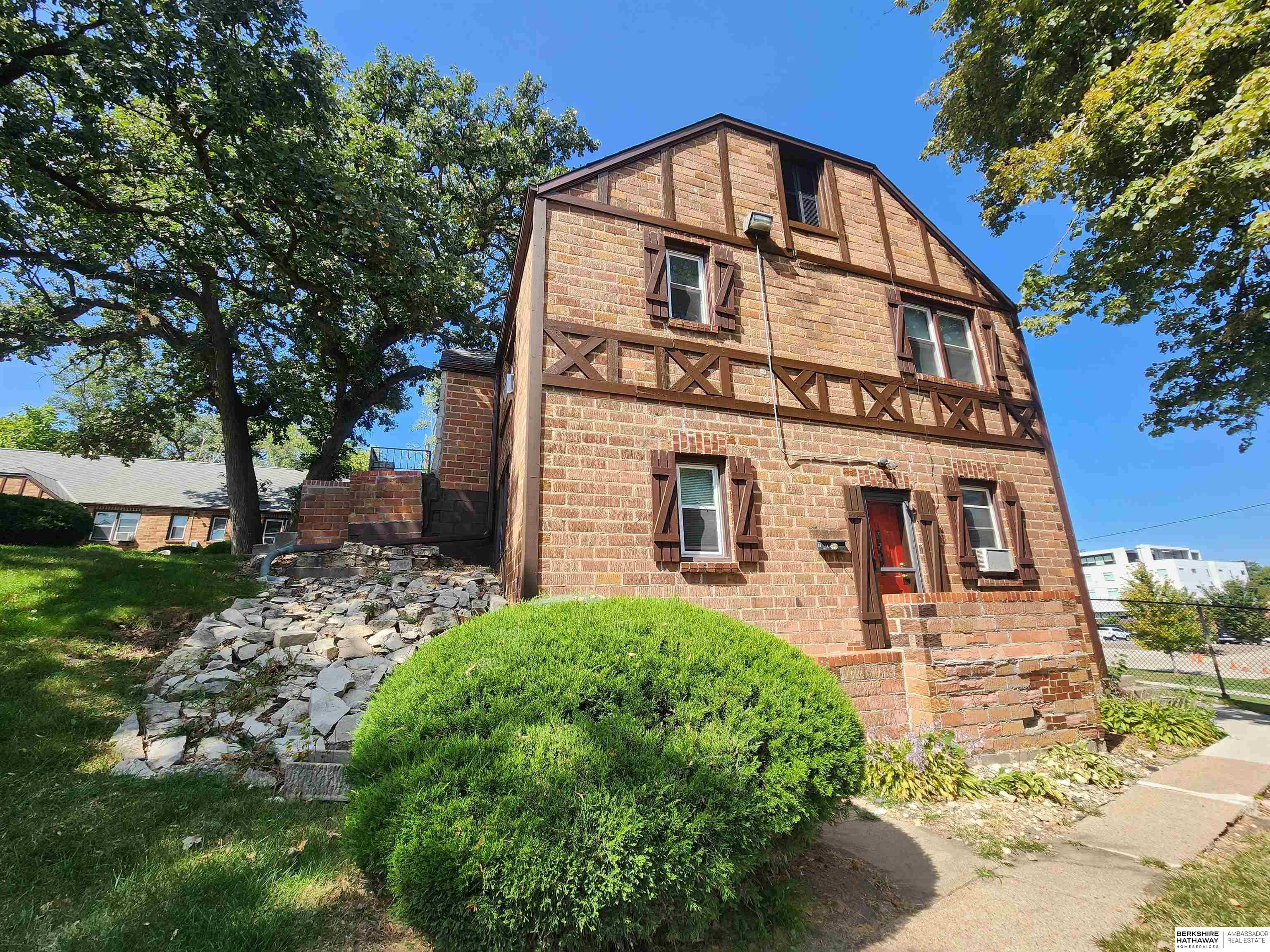 Omaha, Nebraska 68131, United States, 2 Bedrooms Bedrooms, ,2 BathroomsBathrooms,Residential,Active,92202