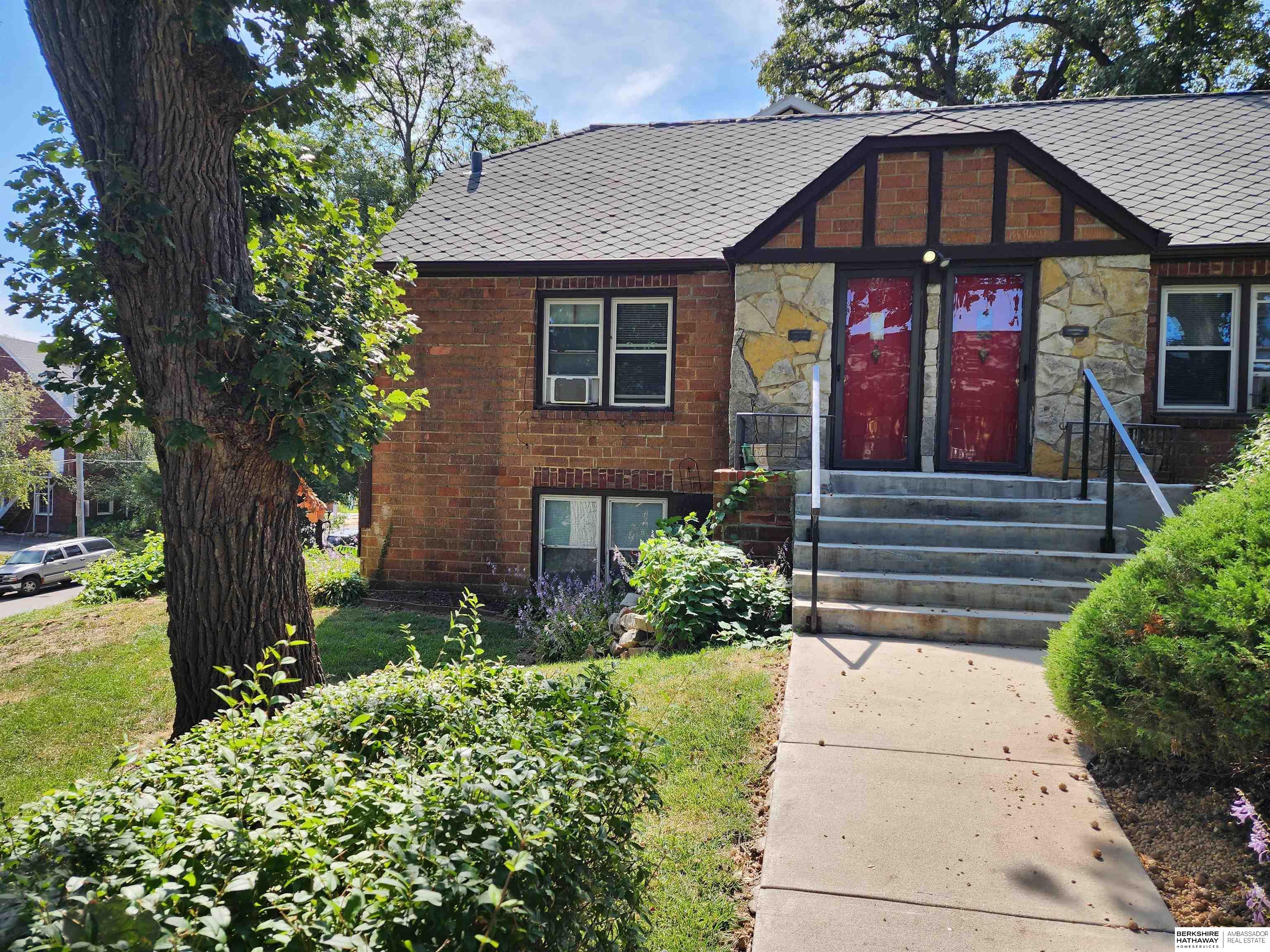 Omaha, Nebraska 68131, United States, 2 Bedrooms Bedrooms, ,2 BathroomsBathrooms,Residential,Active,92202