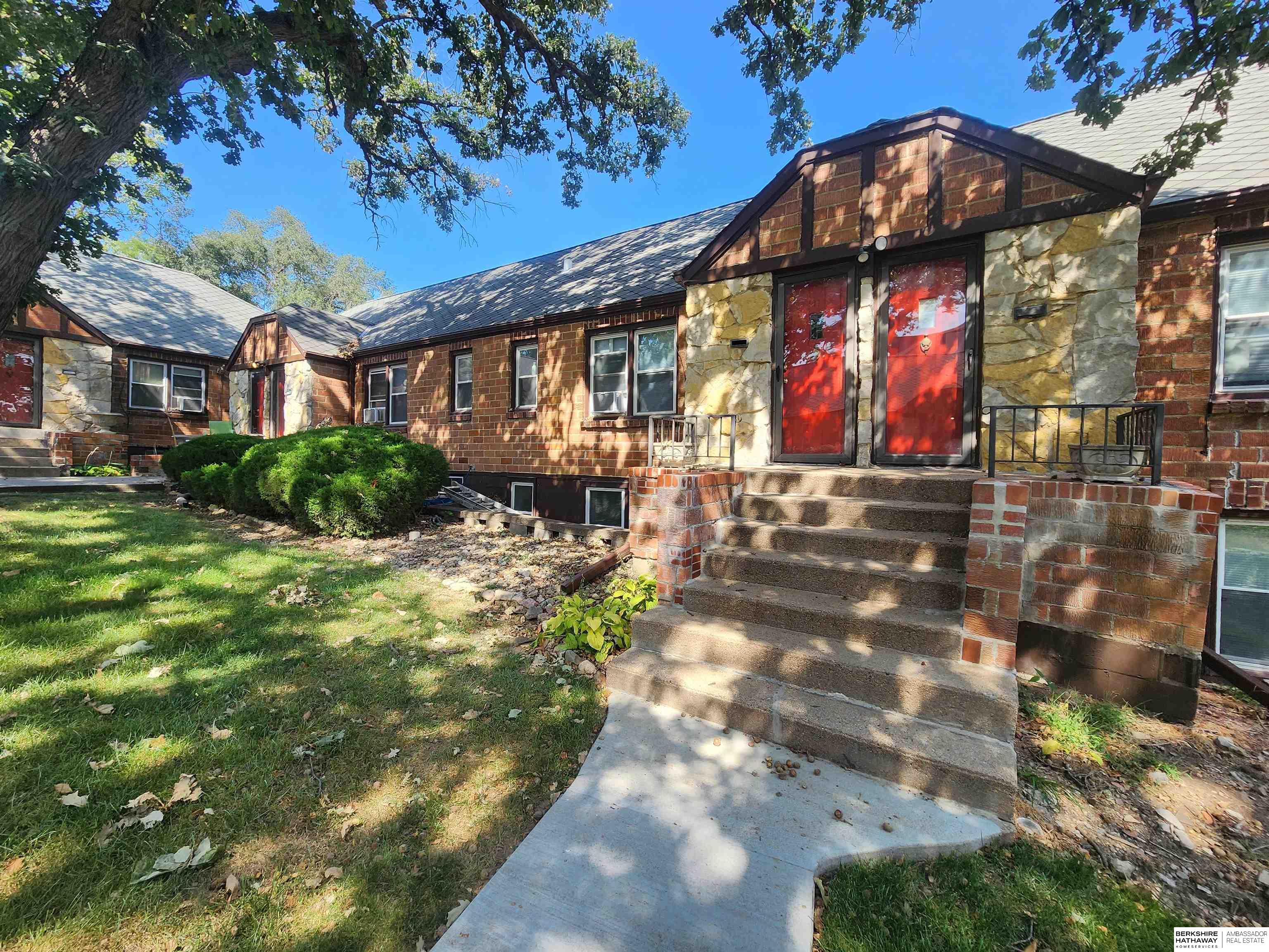 Omaha, Nebraska 68131, United States, 2 Bedrooms Bedrooms, ,2 BathroomsBathrooms,Residential,Active,92202