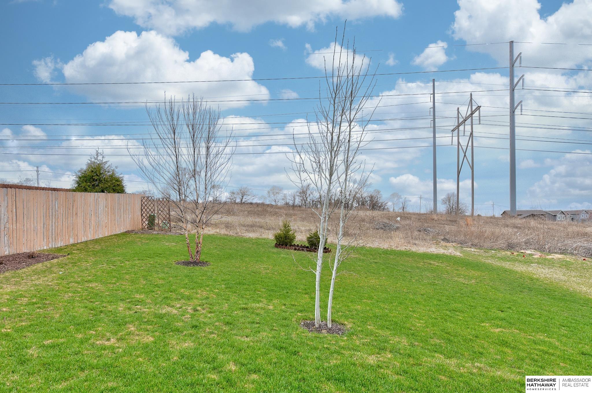 Omaha, Nebraska 68142, United States, 3 Bedrooms Bedrooms, ,3 BathroomsBathrooms,Residential,Pending,102525