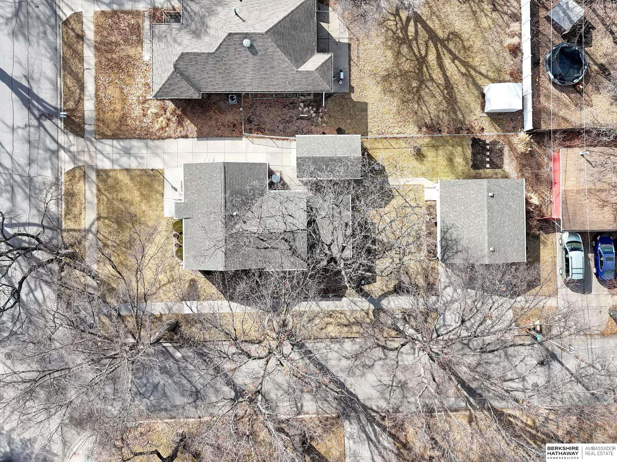 Lincoln, Nebraska 68506, United States, 3 Bedrooms Bedrooms, ,1 BathroomBathrooms,Residential,Pending,108436