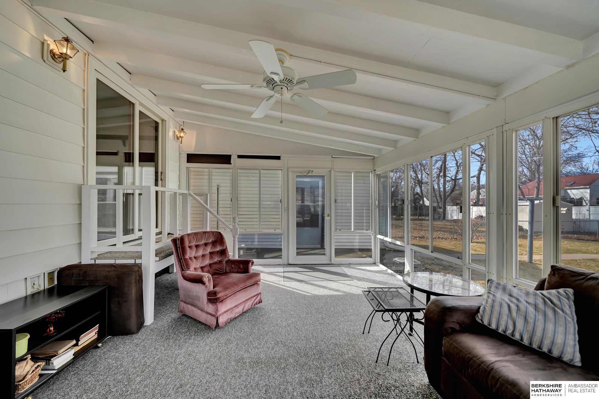 Lincoln, Nebraska 68506, United States, 3 Bedrooms Bedrooms, ,1 BathroomBathrooms,Residential,Pending,108436