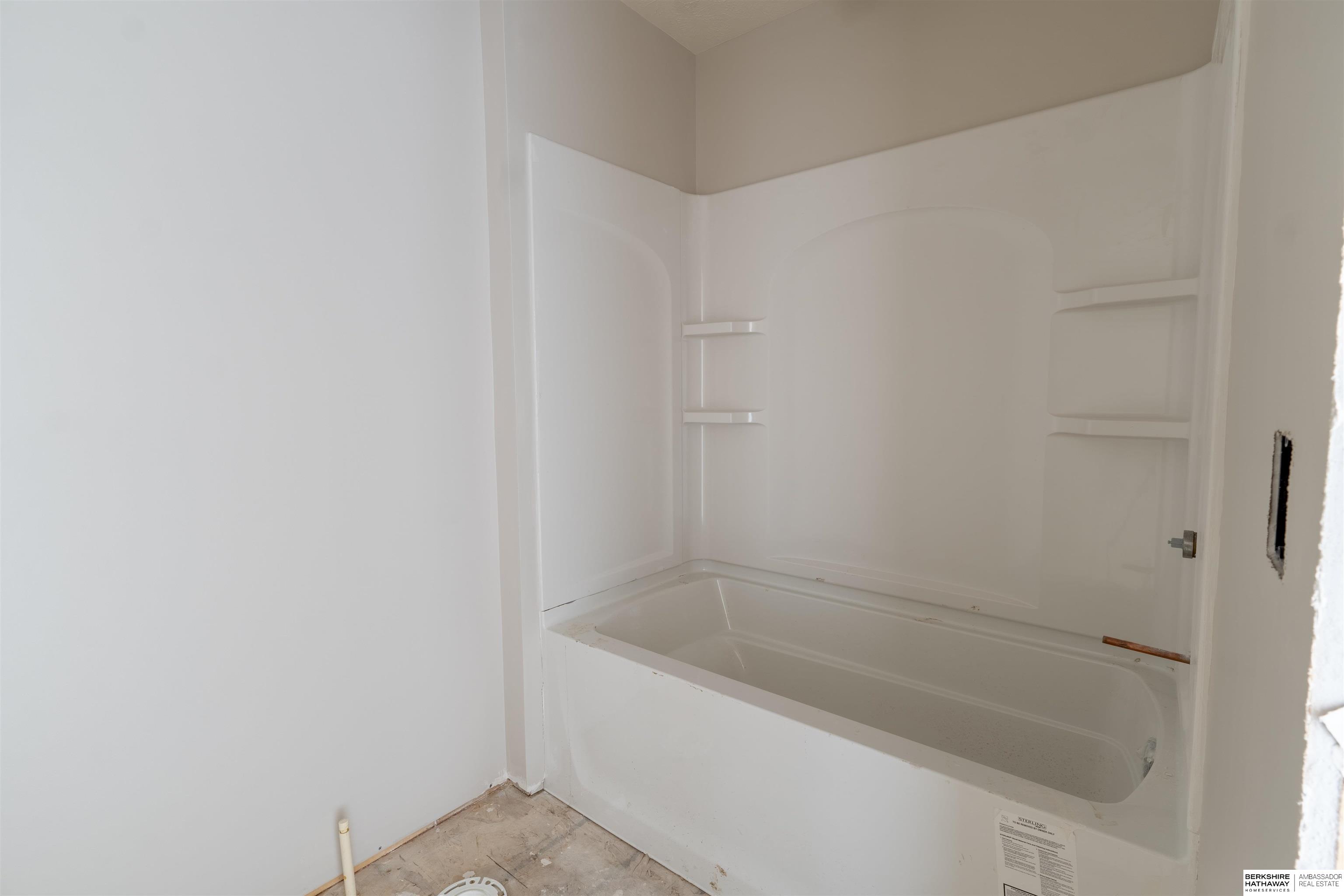 Omaha, Nebraska 68117, United States, 4 Bedrooms Bedrooms, ,4 BathroomsBathrooms,Residential,Active,89756