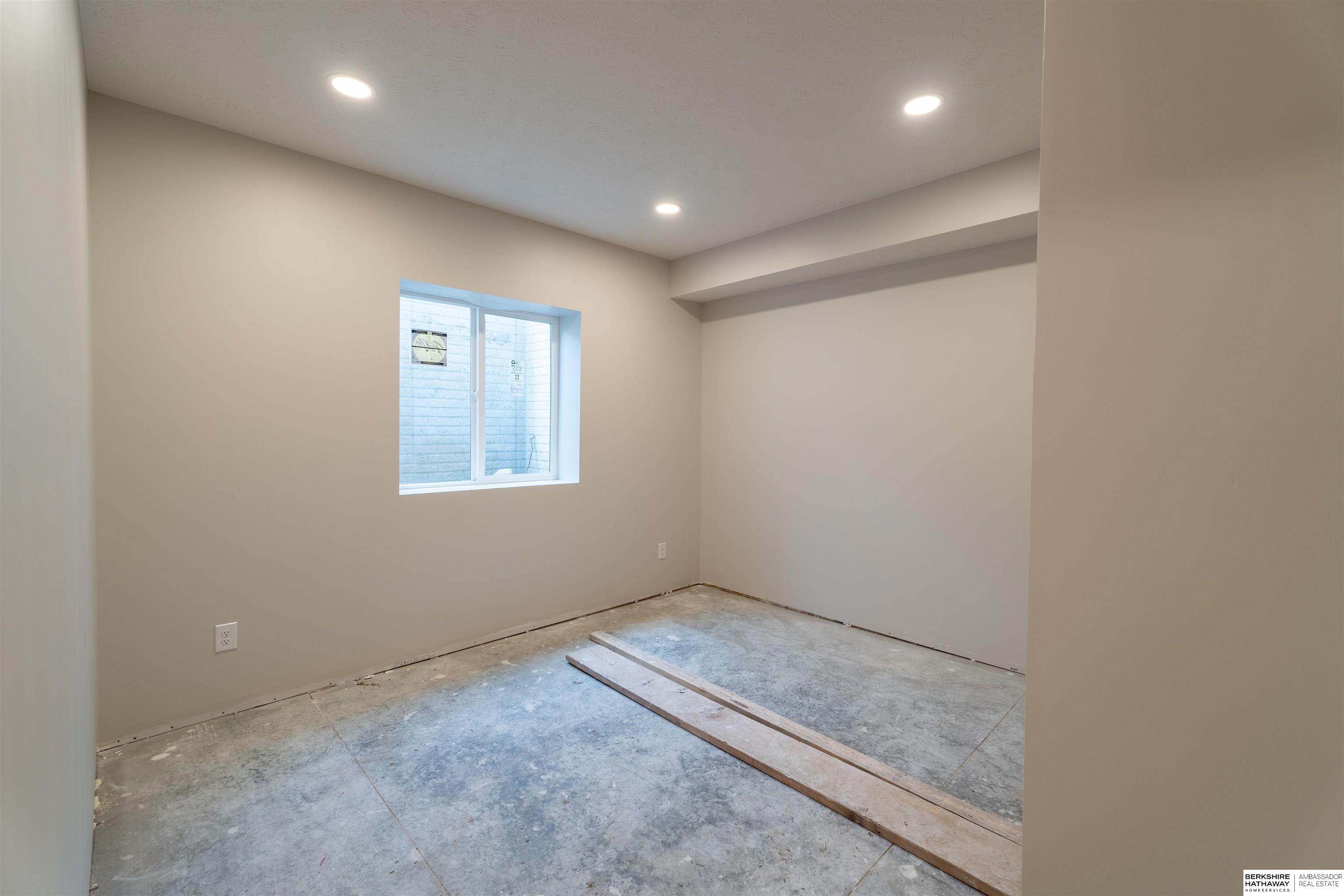 Omaha, Nebraska 68117, United States, 4 Bedrooms Bedrooms, ,4 BathroomsBathrooms,Residential,Active,89756