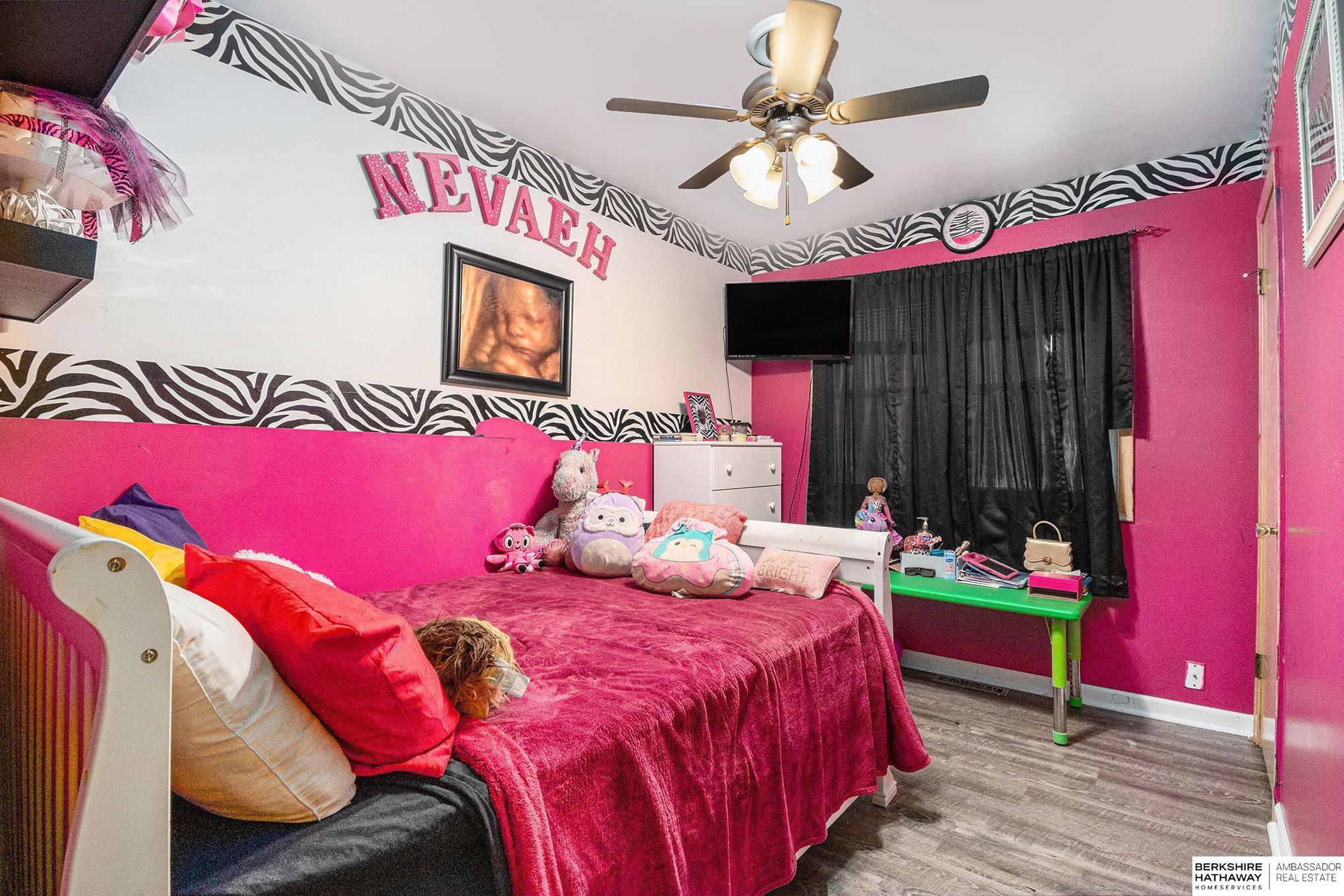 Omaha, Nebraska 68111, United States, 3 Bedrooms Bedrooms, ,2 BathroomsBathrooms,Residential,Pending,34626