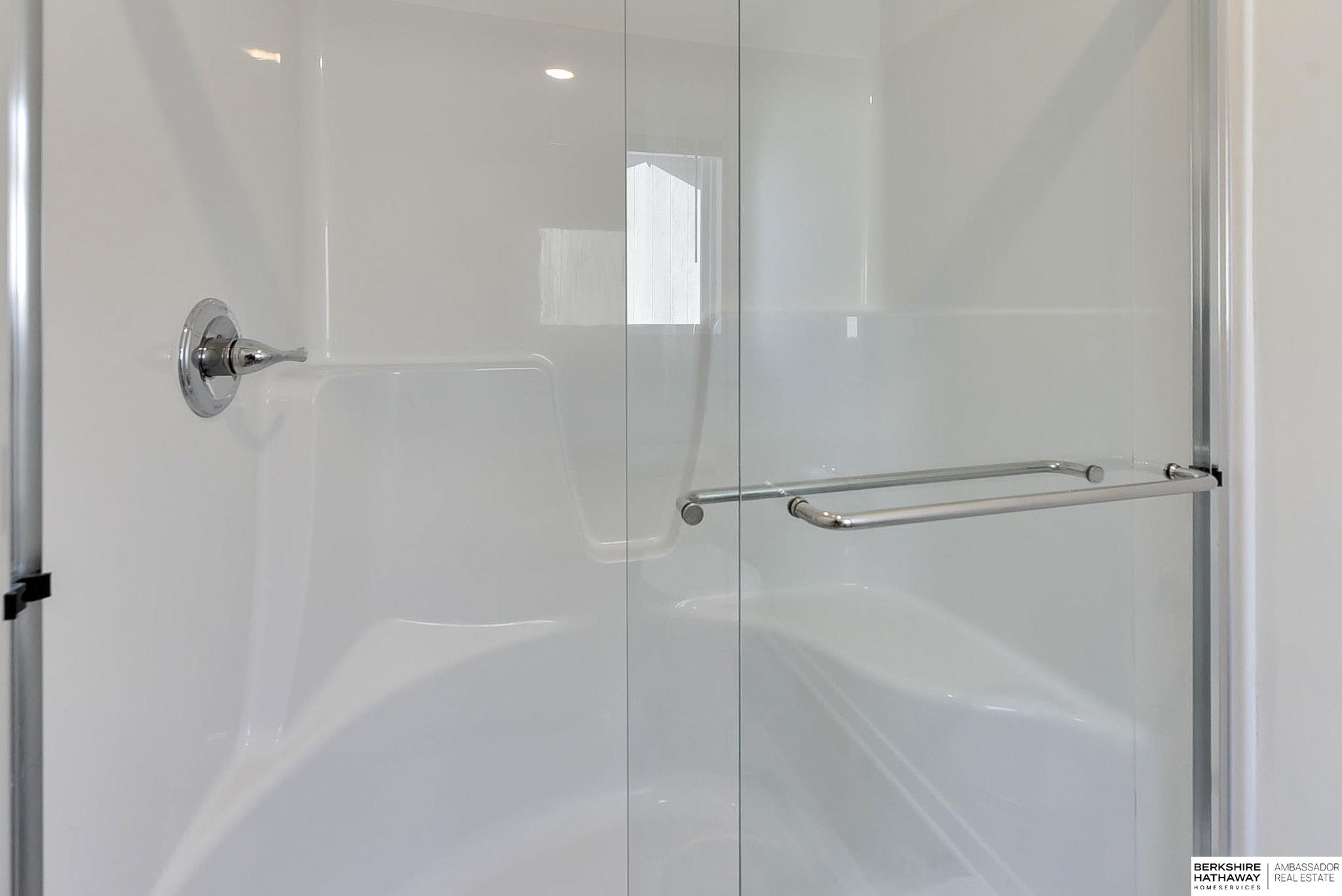 Omaha, Nebraska 68142, United States, 3 Bedrooms Bedrooms, ,3 BathroomsBathrooms,Residential,Active,87474