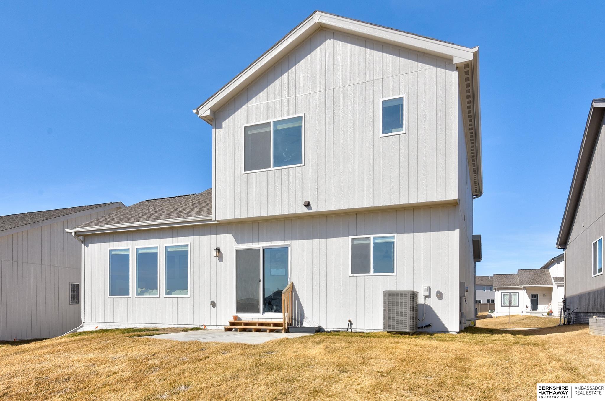 Omaha, Nebraska 68142, United States, 3 Bedrooms Bedrooms, ,3 BathroomsBathrooms,Residential,Active,87474