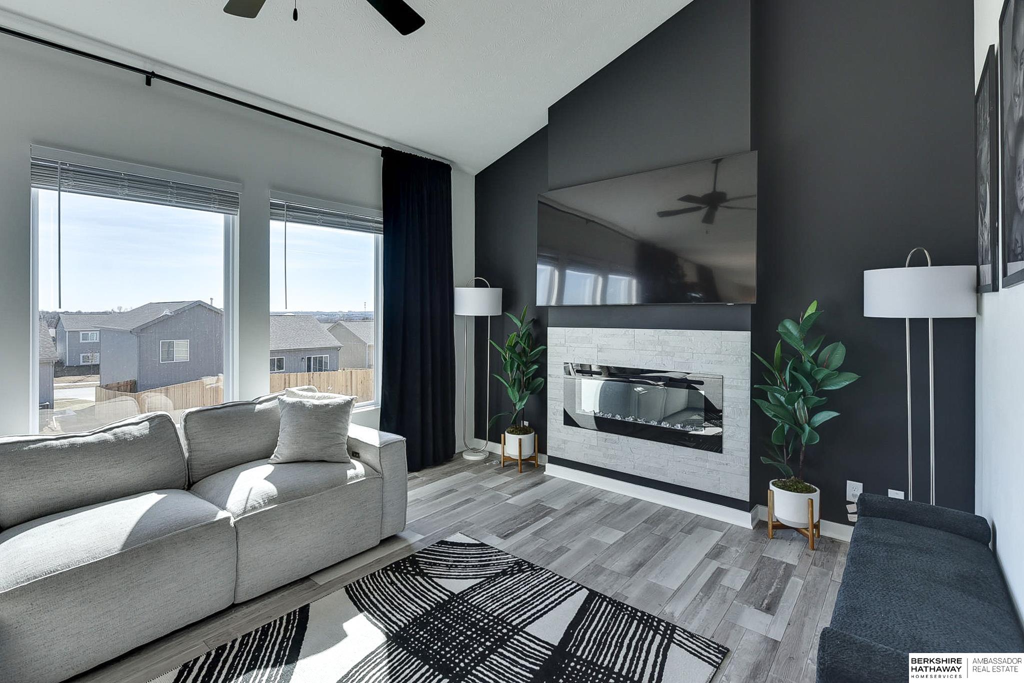 Omaha, Nebraska 68142, United States, 3 Bedrooms Bedrooms, ,3 BathroomsBathrooms,Residential,Active,87474