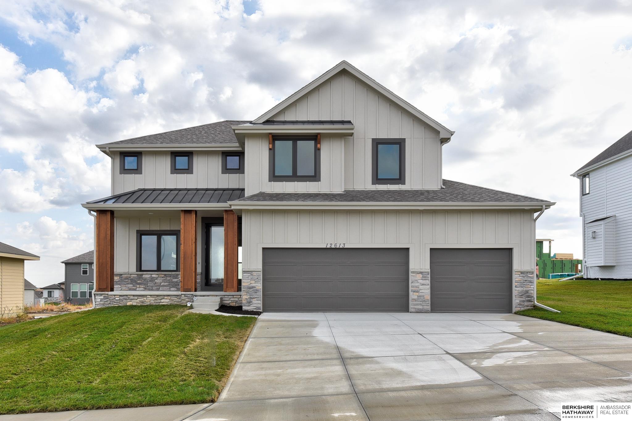 Papillion, Nebraska 68046, United States, 4 Bedrooms Bedrooms, ,4 BathroomsBathrooms,Residential,Active,36364