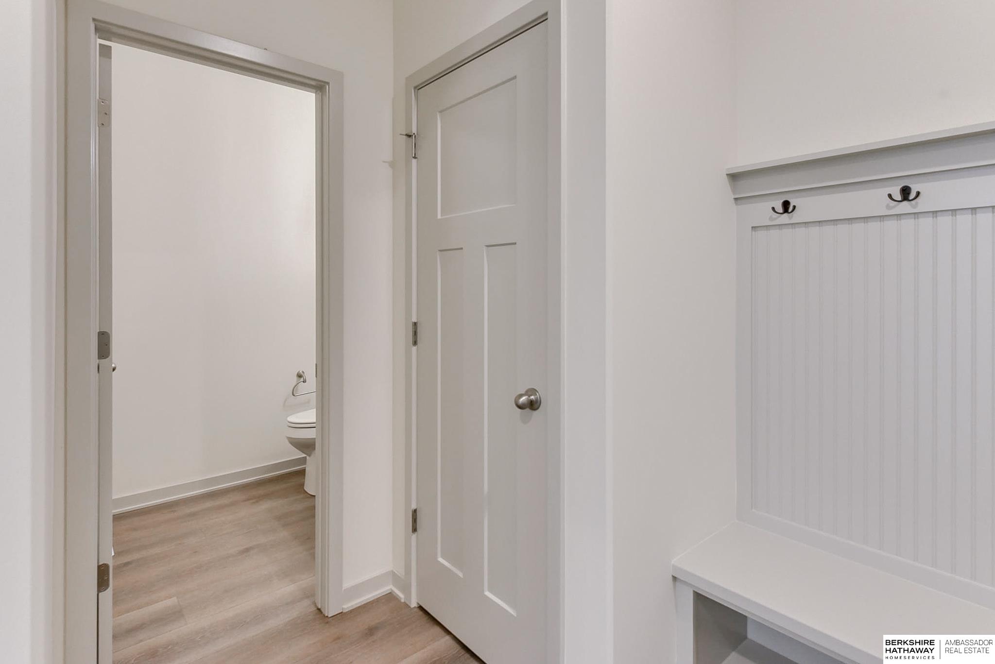 Papillion, Nebraska 68046, United States, 4 Bedrooms Bedrooms, ,4 BathroomsBathrooms,Residential,Active,36364