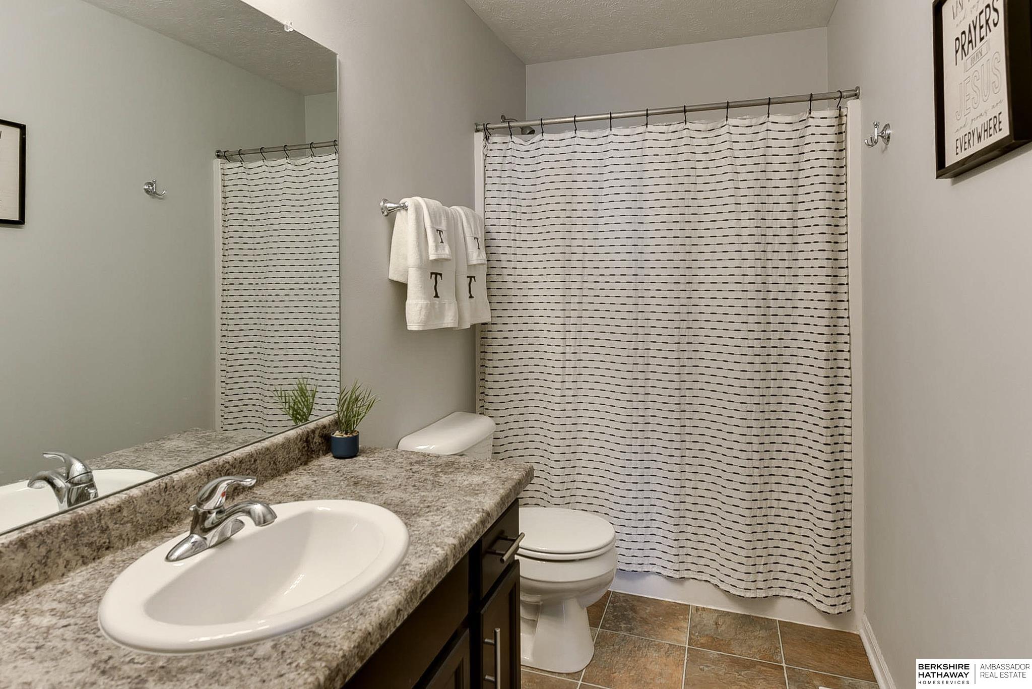 Bellevue, Nebraska 68123, United States, 4 Bedrooms Bedrooms, ,4 BathroomsBathrooms,Residential,Pending,2396