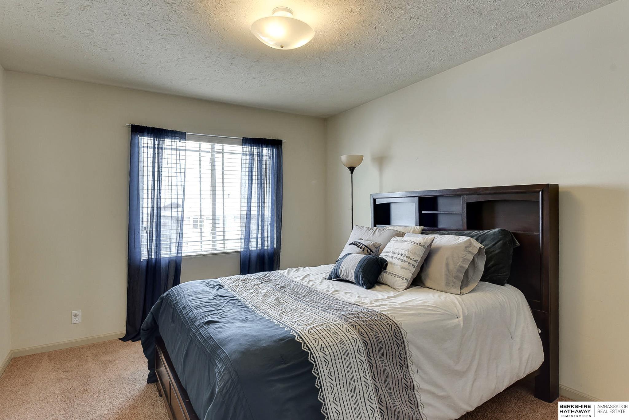 Bellevue, Nebraska 68123, United States, 4 Bedrooms Bedrooms, ,4 BathroomsBathrooms,Residential,Pending,2396