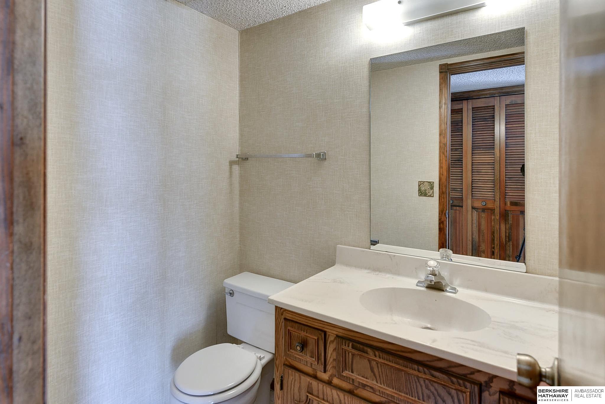 Omaha, Nebraska 68130, United States, 3 Bedrooms Bedrooms, ,3 BathroomsBathrooms,Residential,Active,686