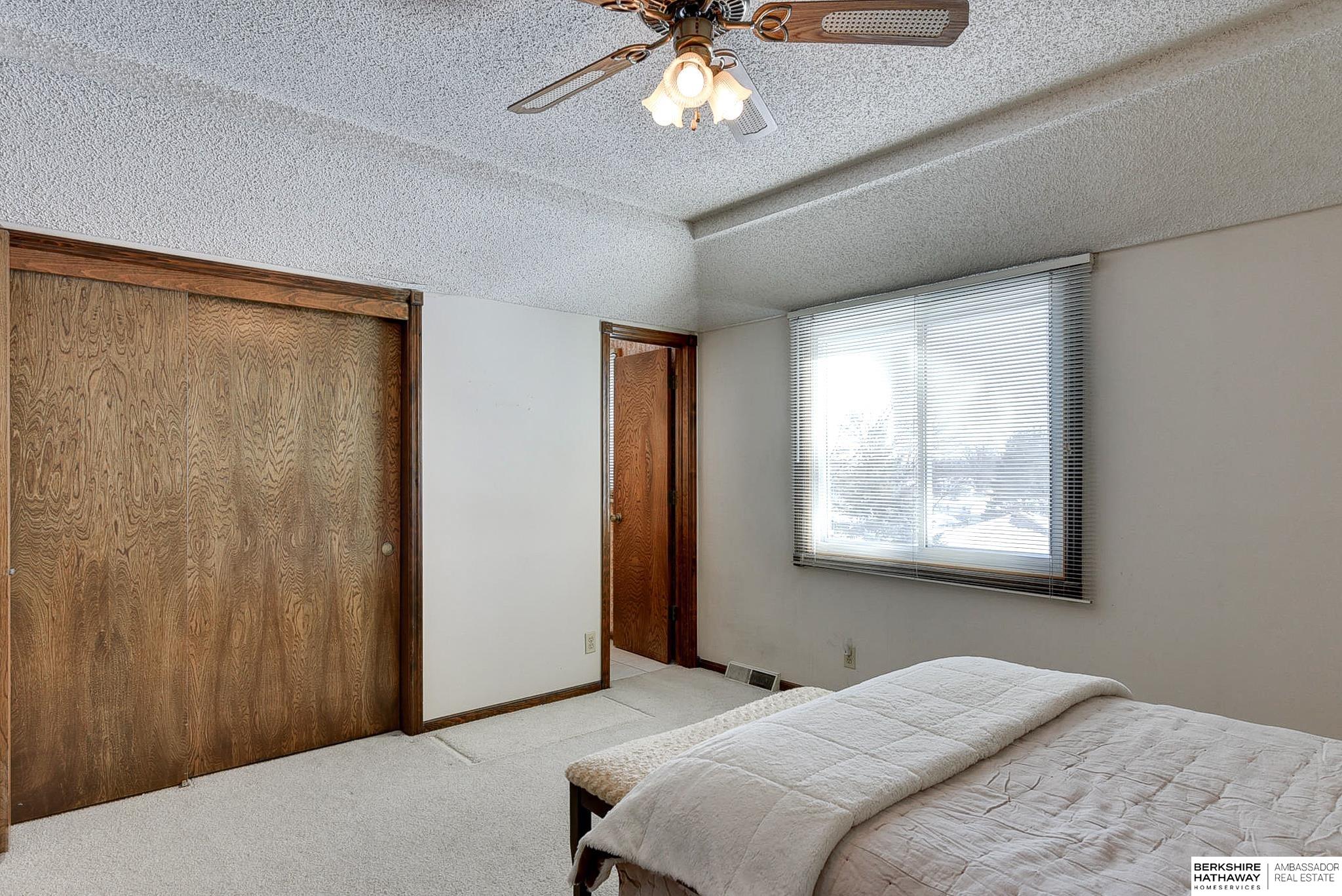 Omaha, Nebraska 68130, United States, 3 Bedrooms Bedrooms, ,3 BathroomsBathrooms,Residential,Active,686
