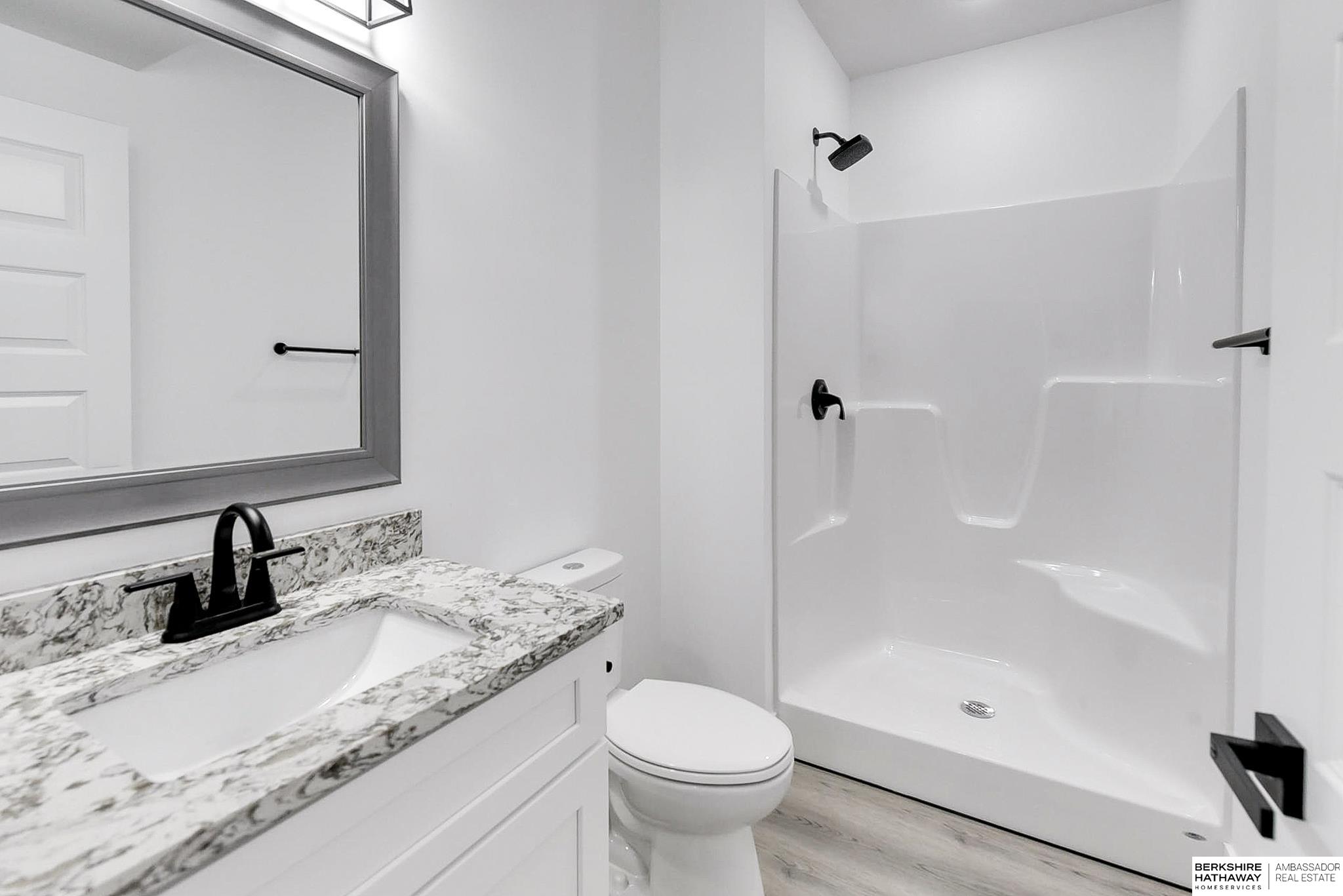 Gretna, Nebraska 68028, United States, 5 Bedrooms Bedrooms, ,4 BathroomsBathrooms,Residential,Pending,28126