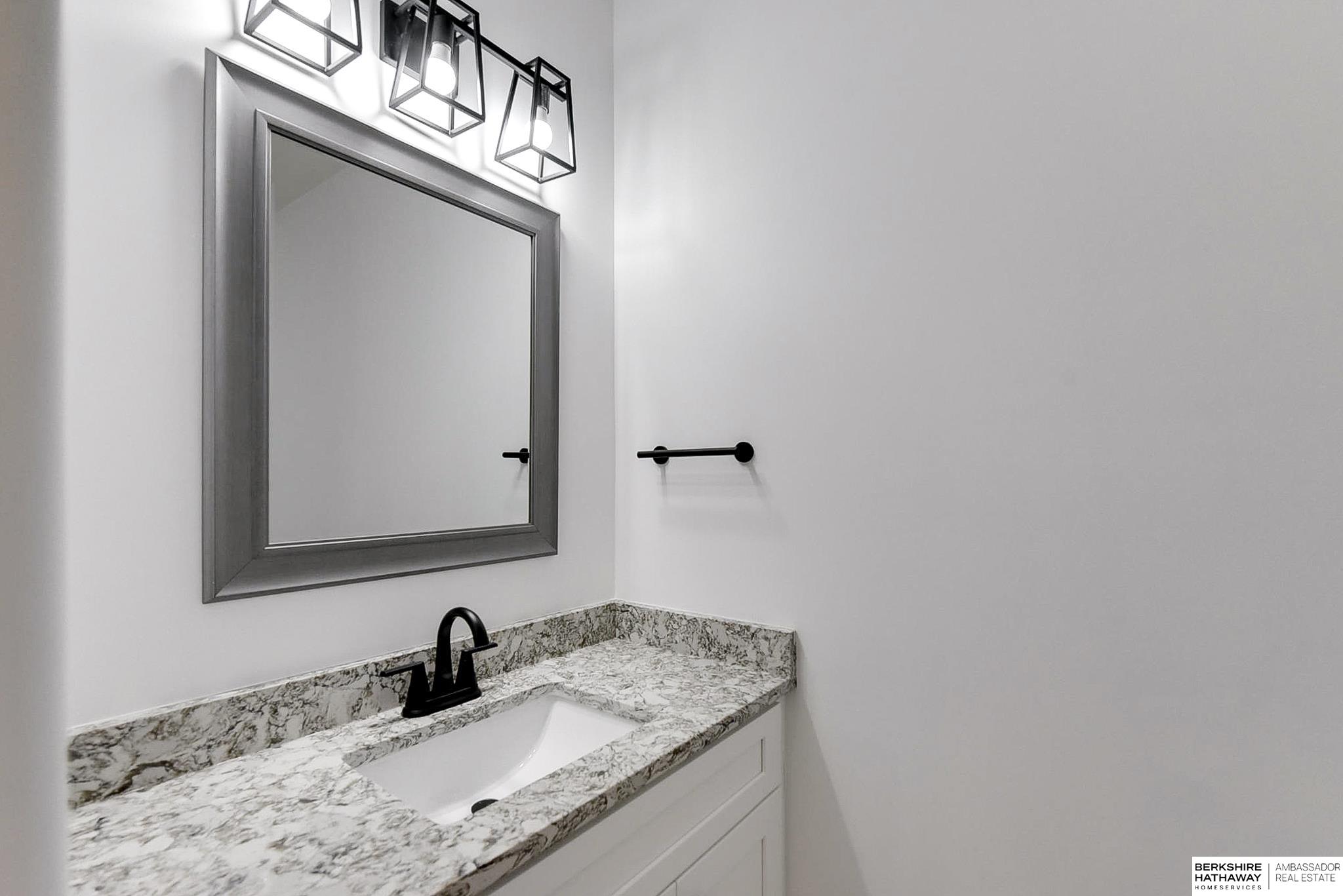 Gretna, Nebraska 68028, United States, 5 Bedrooms Bedrooms, ,4 BathroomsBathrooms,Residential,Pending,28126