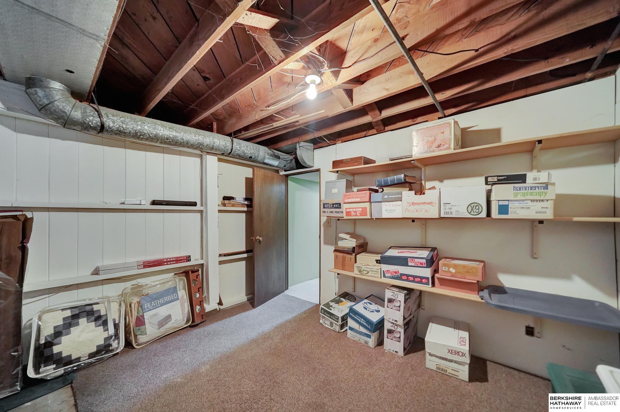 Lincoln, Nebraska 68506, United States, 3 Bedrooms Bedrooms, ,1 BathroomBathrooms,Residential,Active,88278