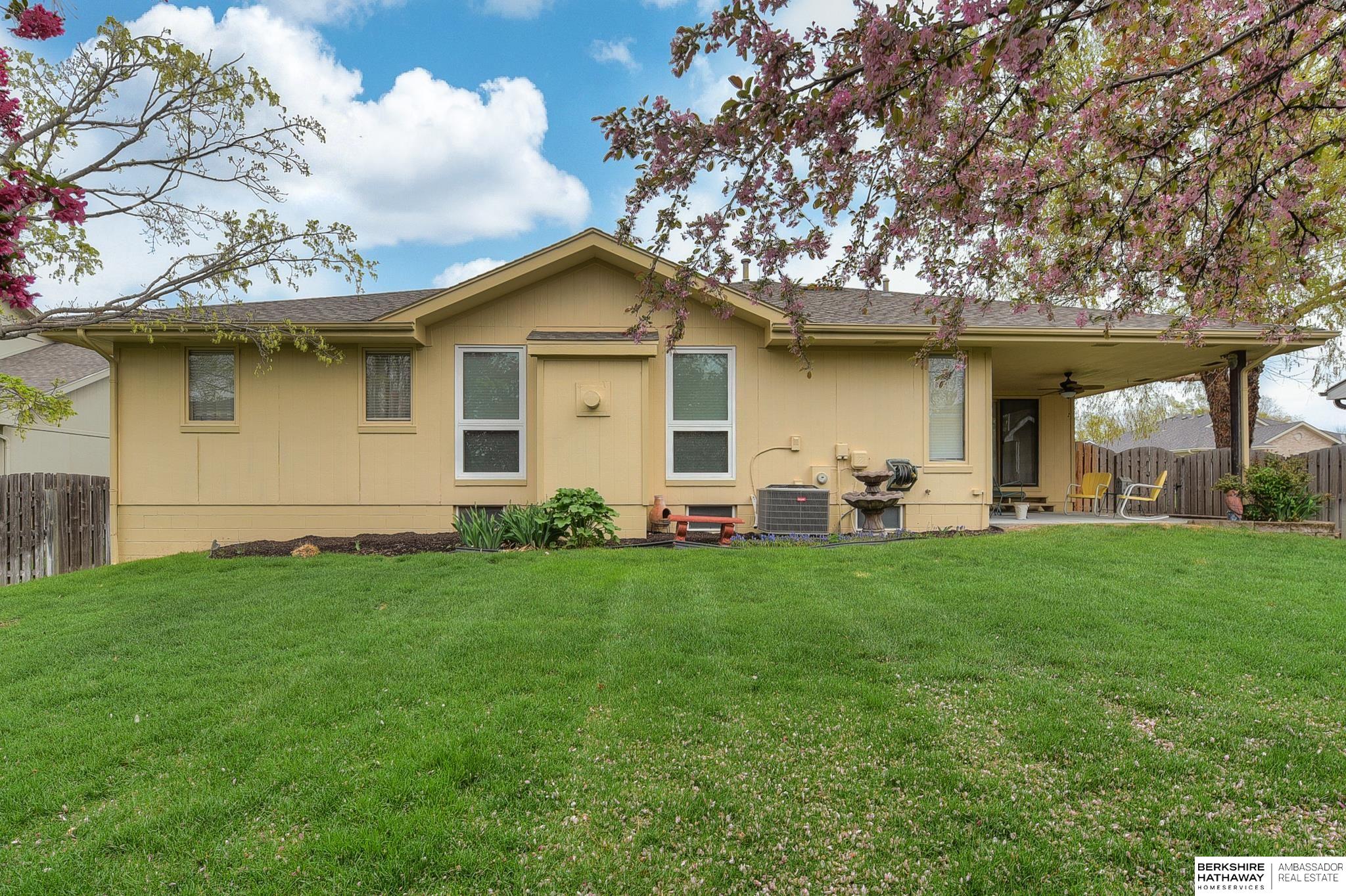 Omaha, Nebraska 68135, United States, 3 Bedrooms Bedrooms, ,3 BathroomsBathrooms,Residential,Active,116504