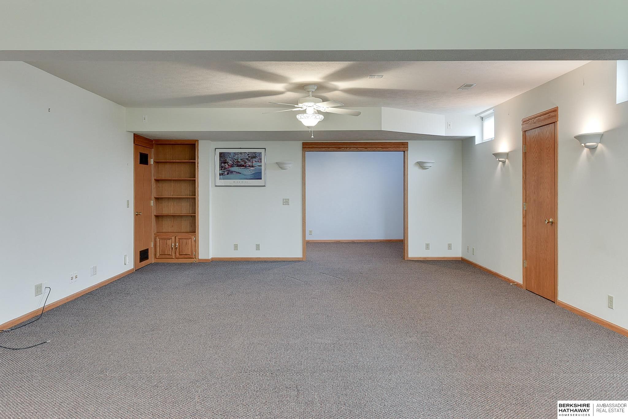 Omaha, Nebraska 68135, United States, 3 Bedrooms Bedrooms, ,3 BathroomsBathrooms,Residential,Active,116504