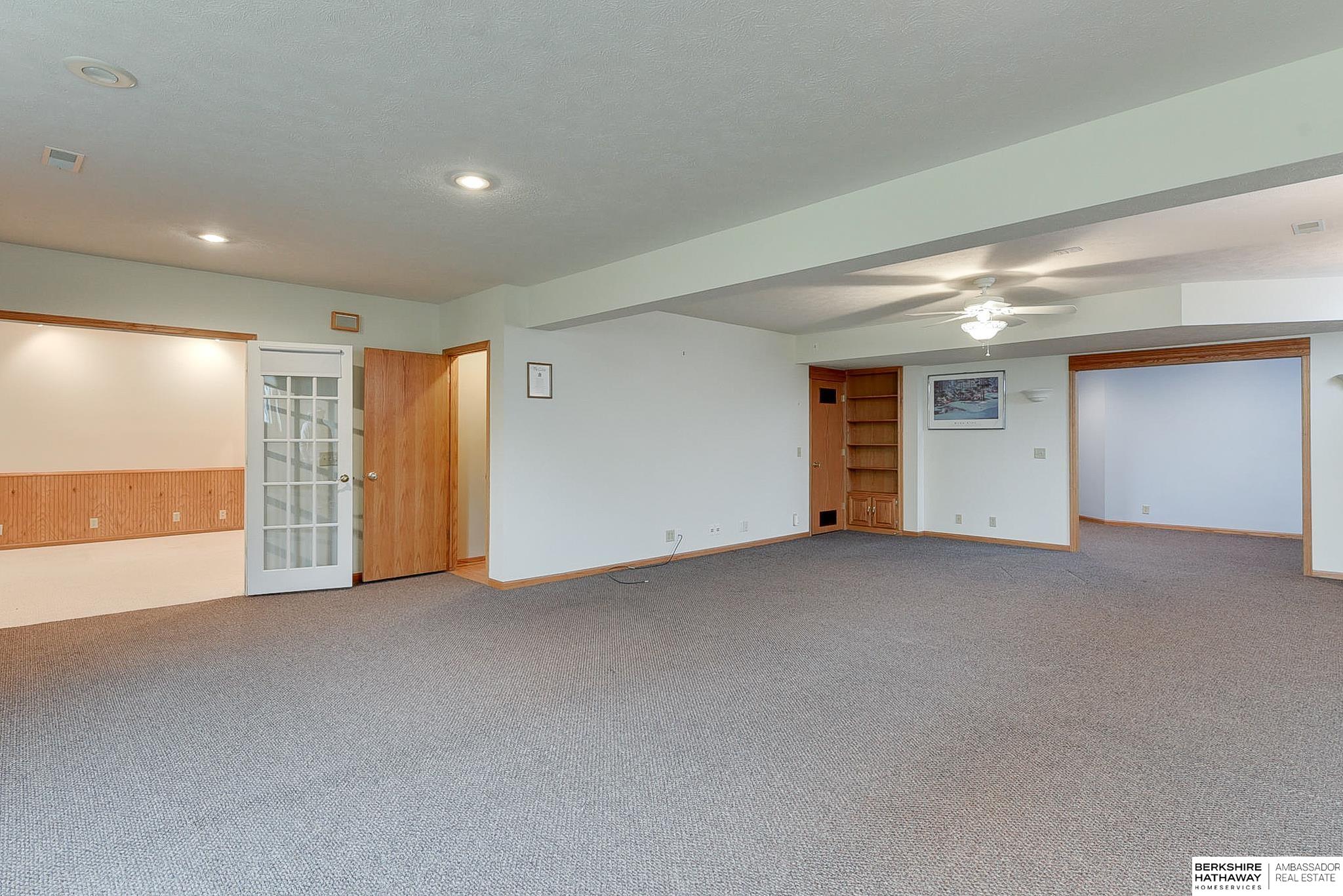 Omaha, Nebraska 68135, United States, 3 Bedrooms Bedrooms, ,3 BathroomsBathrooms,Residential,Active,116504