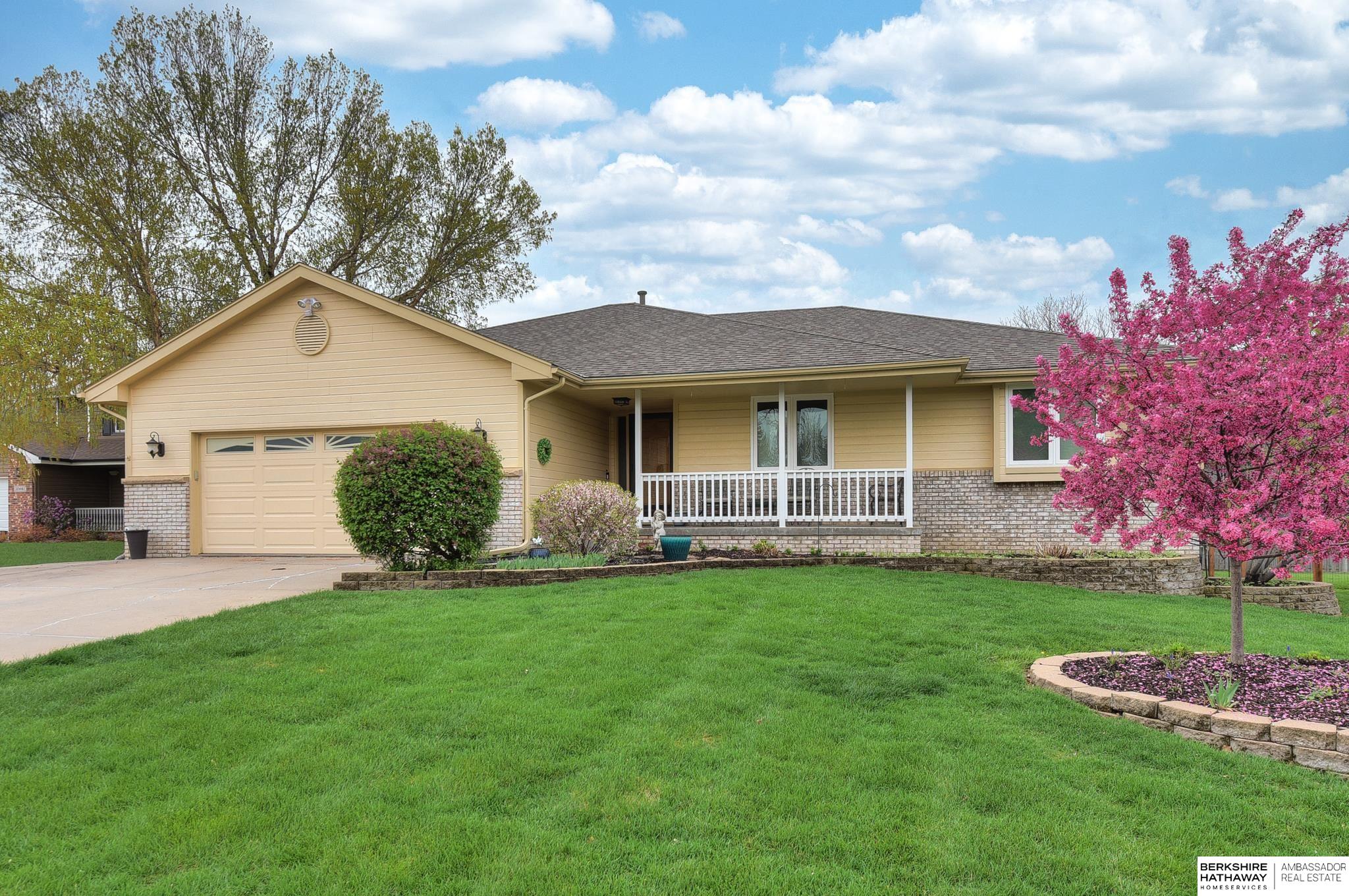 Omaha, Nebraska 68135, United States, 3 Bedrooms Bedrooms, ,3 BathroomsBathrooms,Residential,Active,116504