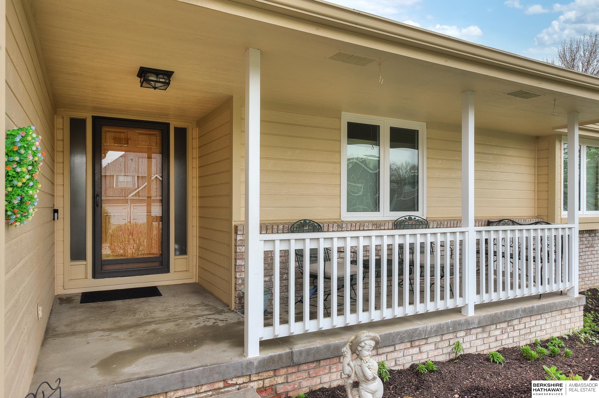 Omaha, Nebraska 68135, United States, 3 Bedrooms Bedrooms, ,3 BathroomsBathrooms,Residential,Active,116504