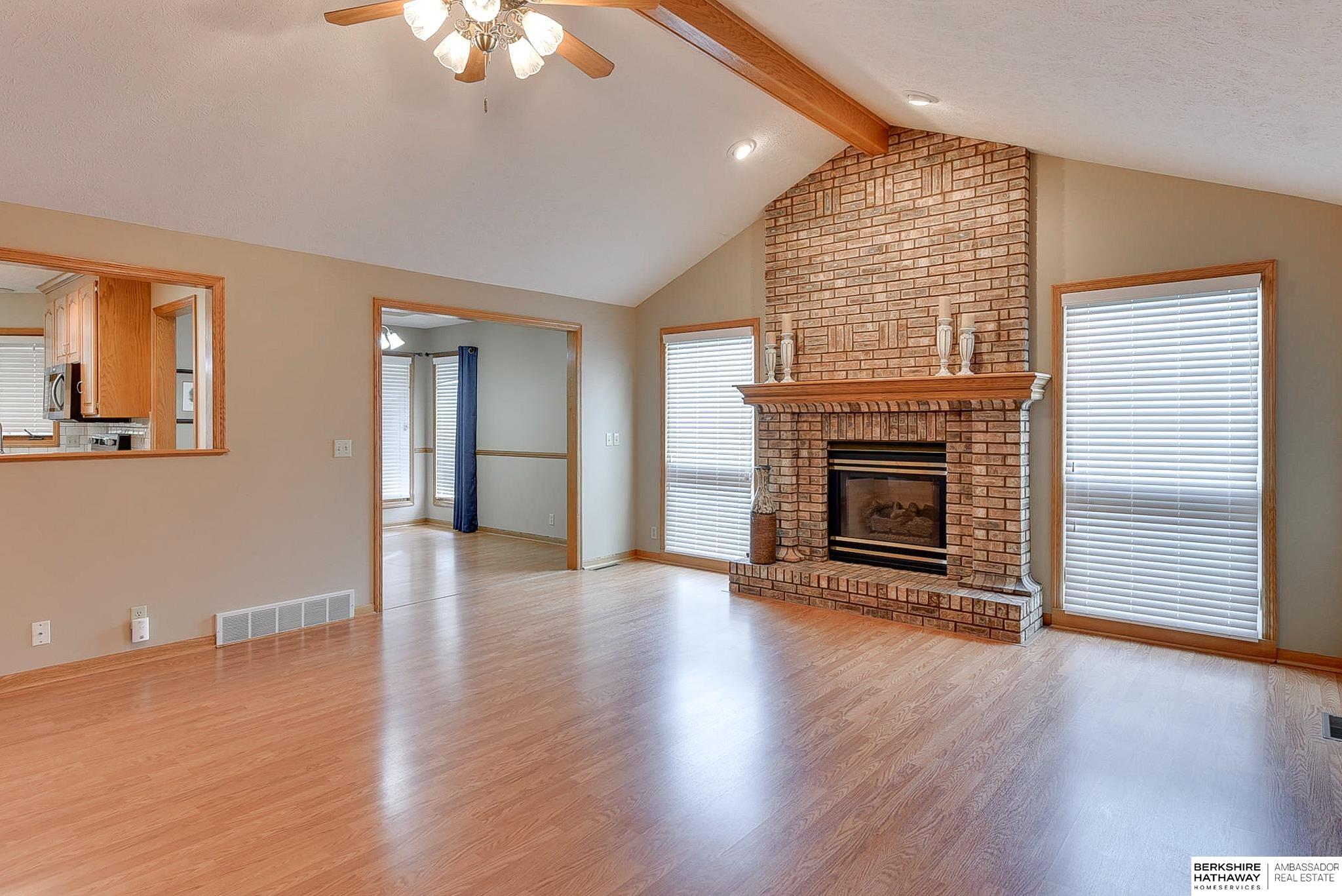 Omaha, Nebraska 68135, United States, 3 Bedrooms Bedrooms, ,3 BathroomsBathrooms,Residential,Active,116504