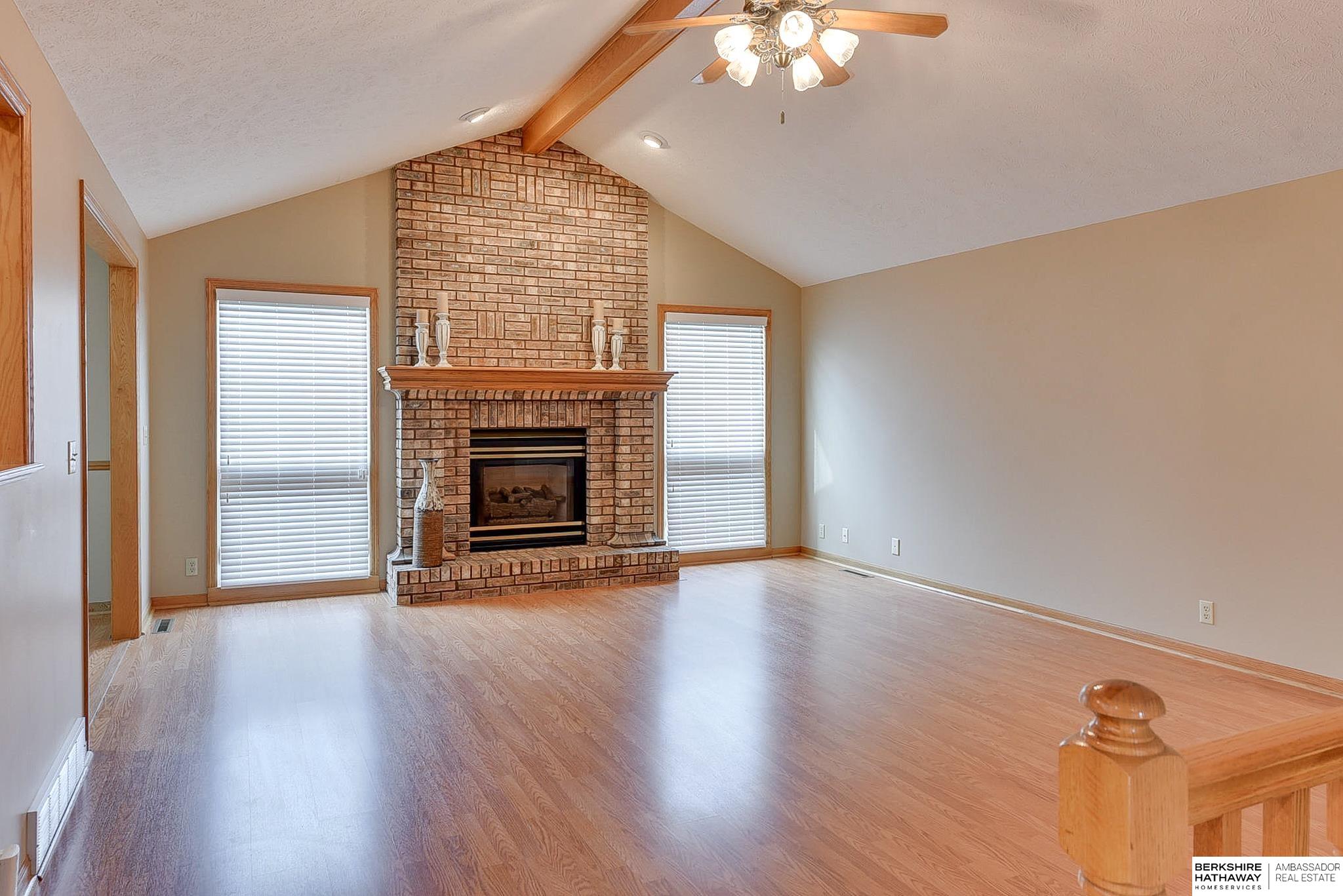 Omaha, Nebraska 68135, United States, 3 Bedrooms Bedrooms, ,3 BathroomsBathrooms,Residential,Active,116504