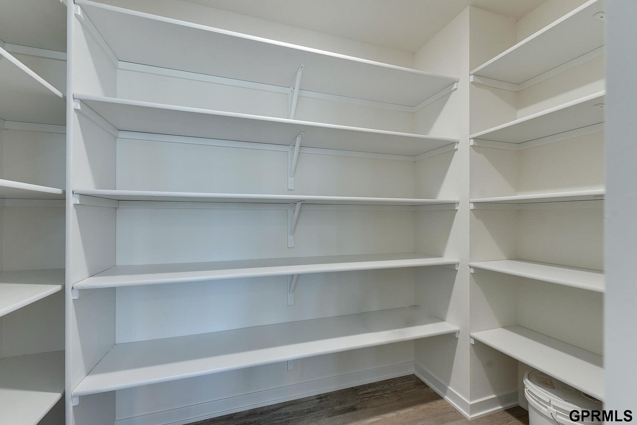 Papillion, Nebraska 68133, United States, 4 Bedrooms Bedrooms, ,4 BathroomsBathrooms,Residential,Active,19908