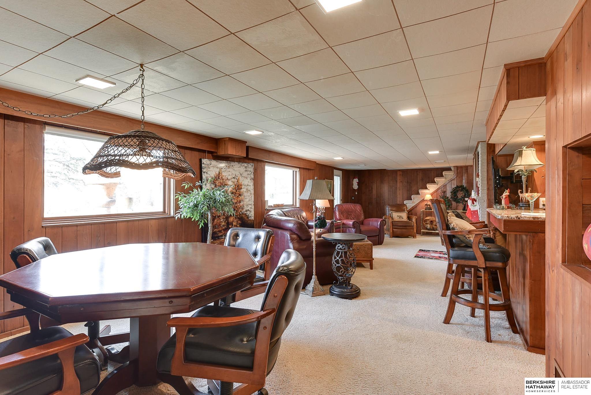 Omaha, Nebraska 68114, United States, 5 Bedrooms Bedrooms, ,3 BathroomsBathrooms,Residential,Pending,11976