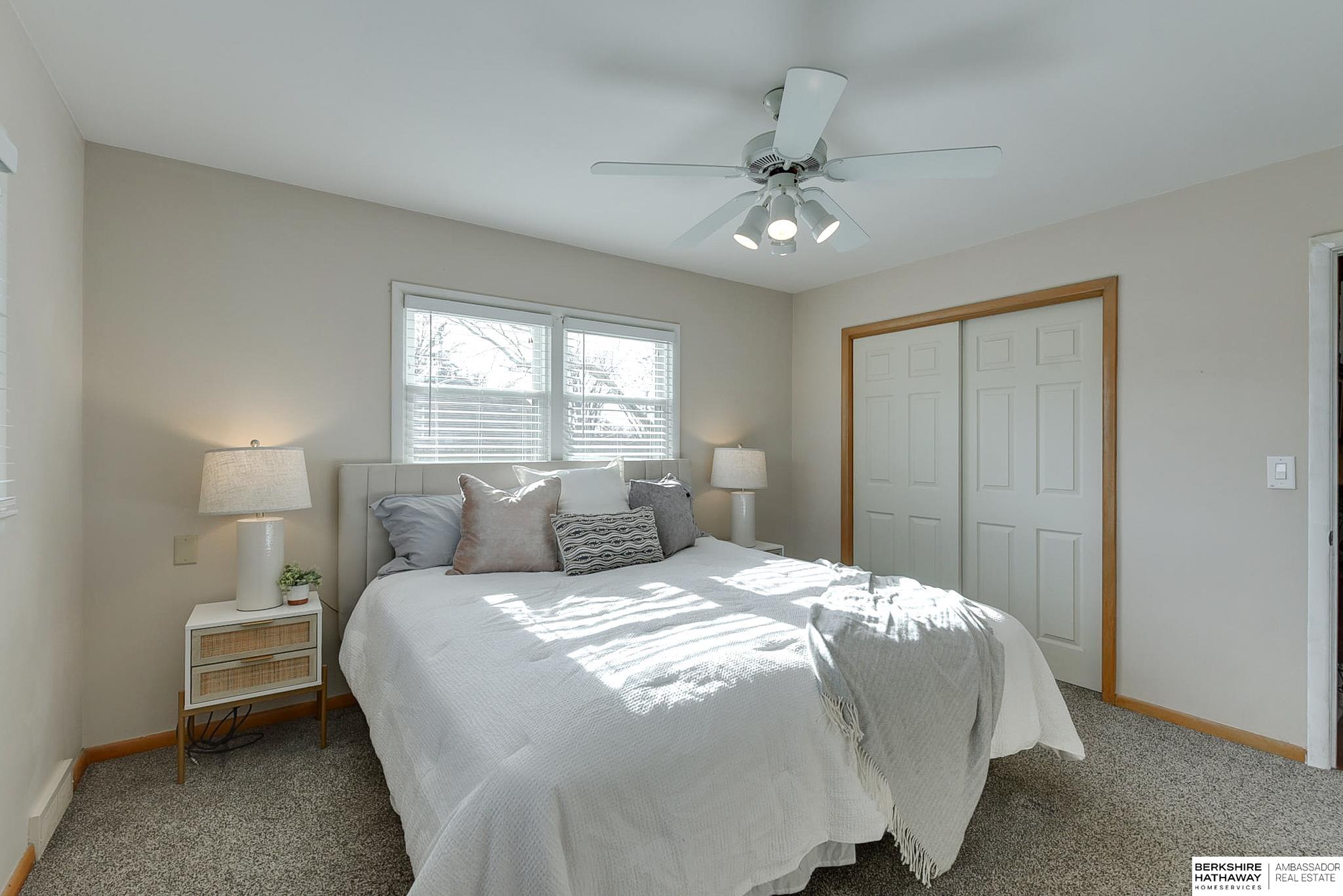 Omaha, Nebraska 68114, United States, 5 Bedrooms Bedrooms, ,3 BathroomsBathrooms,Residential,Pending,11976