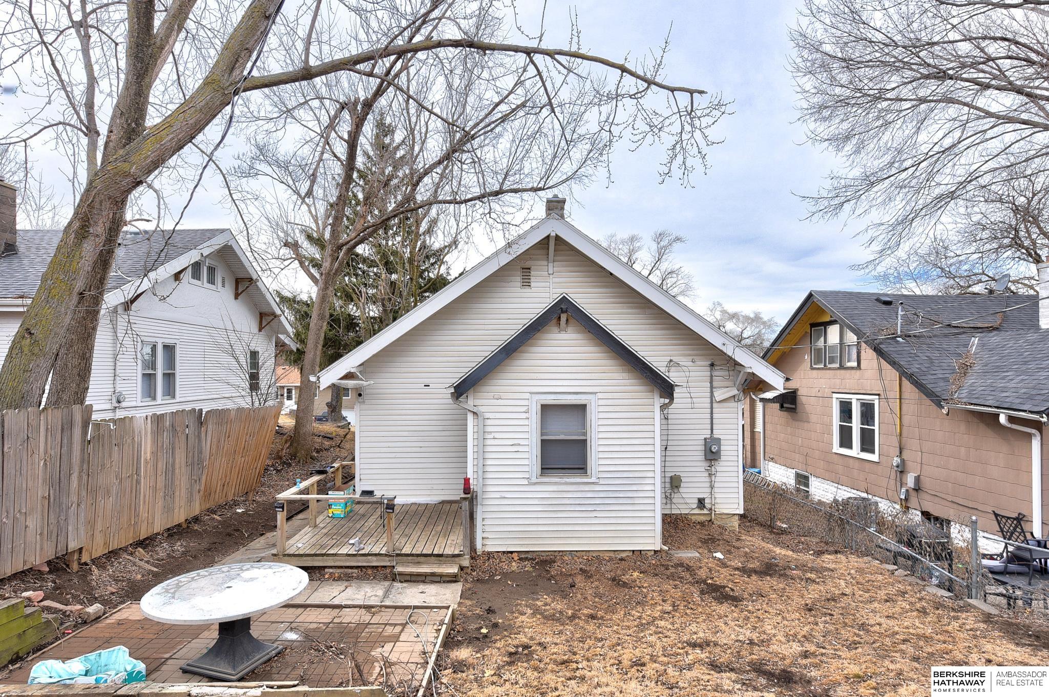 Omaha, Nebraska 68111, United States, 2 Bedrooms Bedrooms, ,1 BathroomBathrooms,Residential,Active,80018