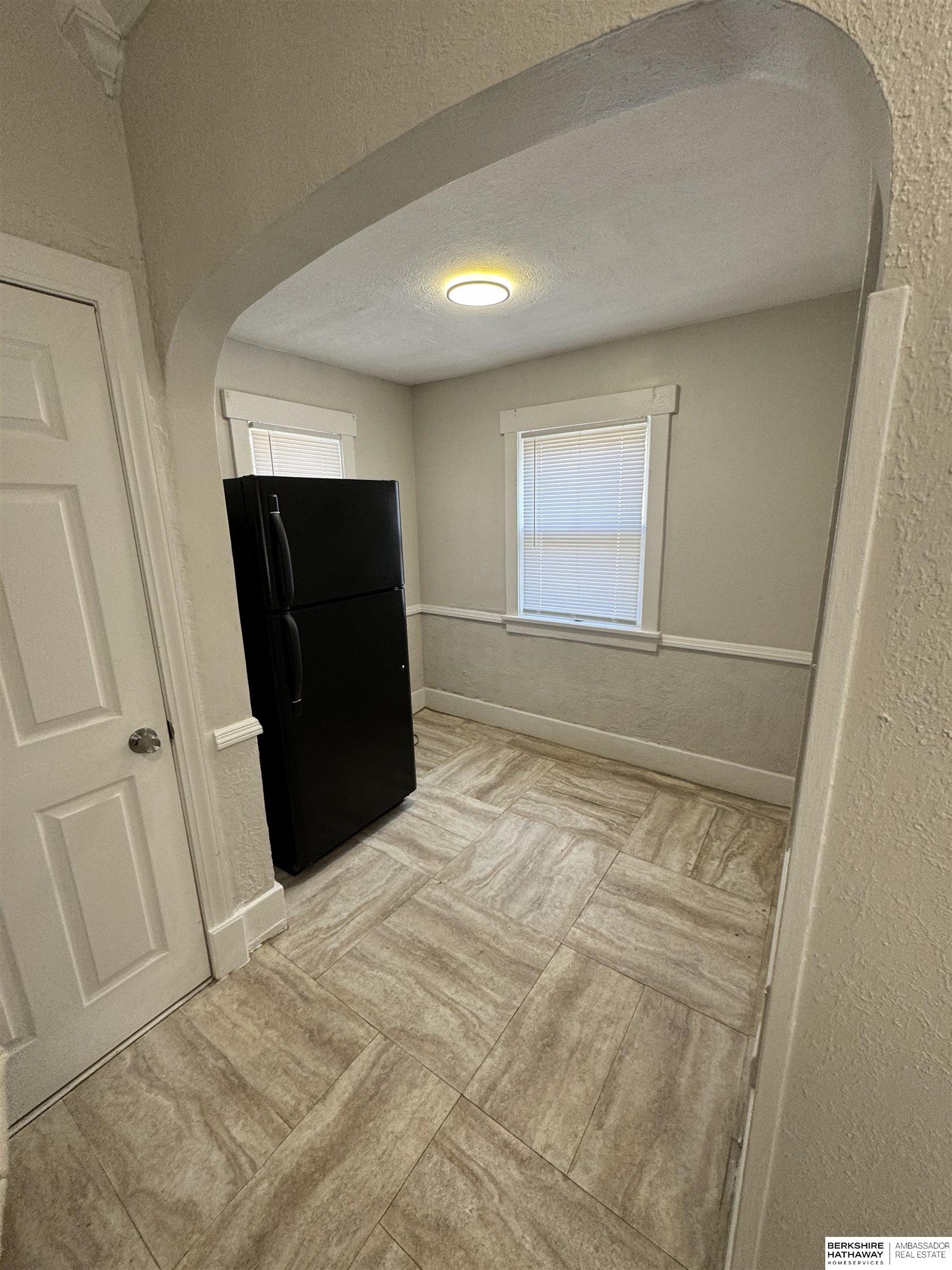 Omaha, Nebraska 68111, United States, 2 Bedrooms Bedrooms, ,1 BathroomBathrooms,Residential,Active,80018