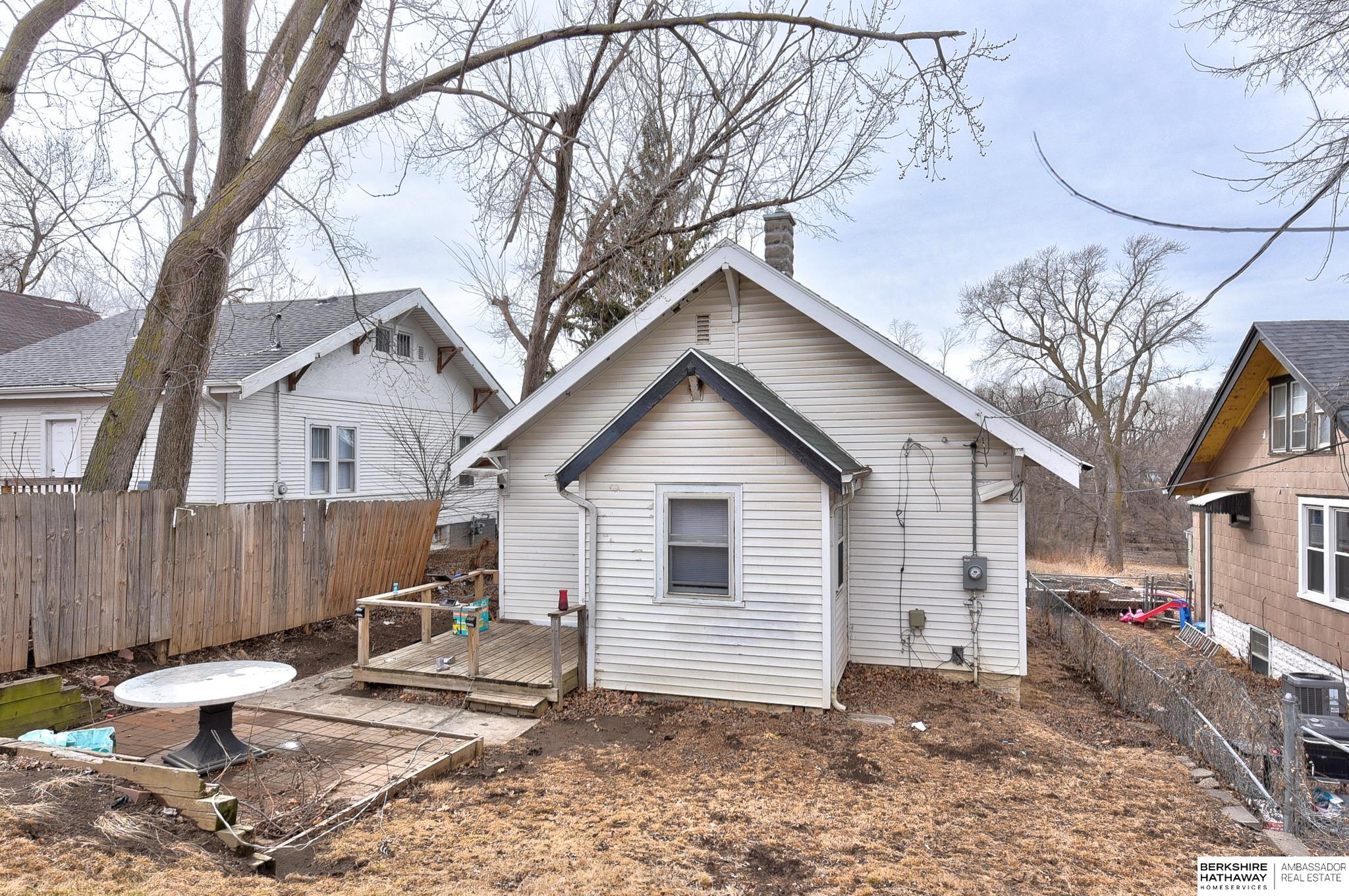 Omaha, Nebraska 68111, United States, 2 Bedrooms Bedrooms, ,1 BathroomBathrooms,Residential,Active,80018