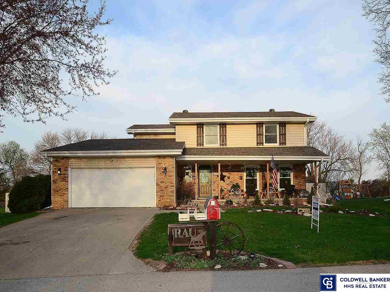 Photo 1 of 37 — 15504 Copper Corral Drive, Plattsmouth, NE 68048
